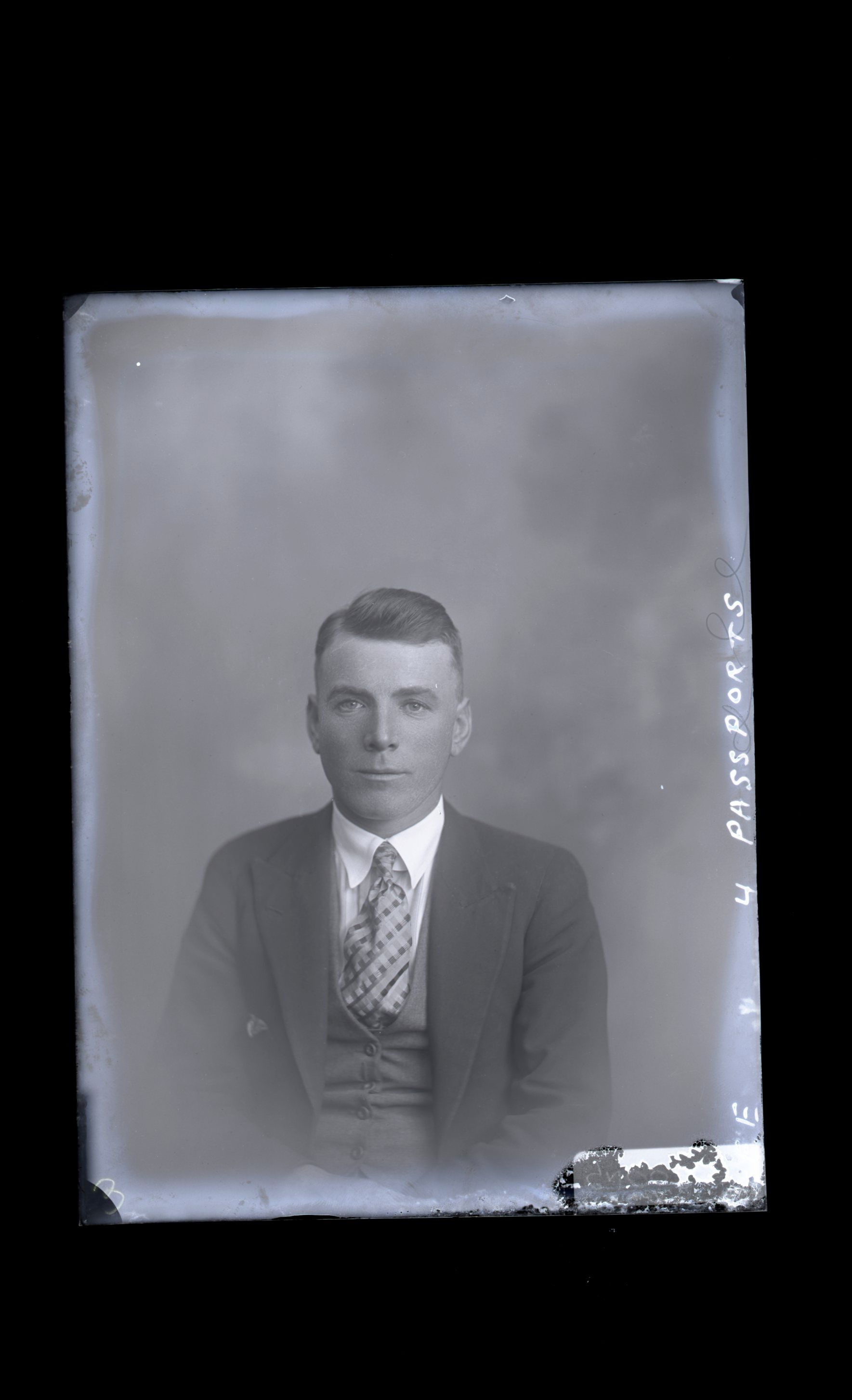 Male - Lee