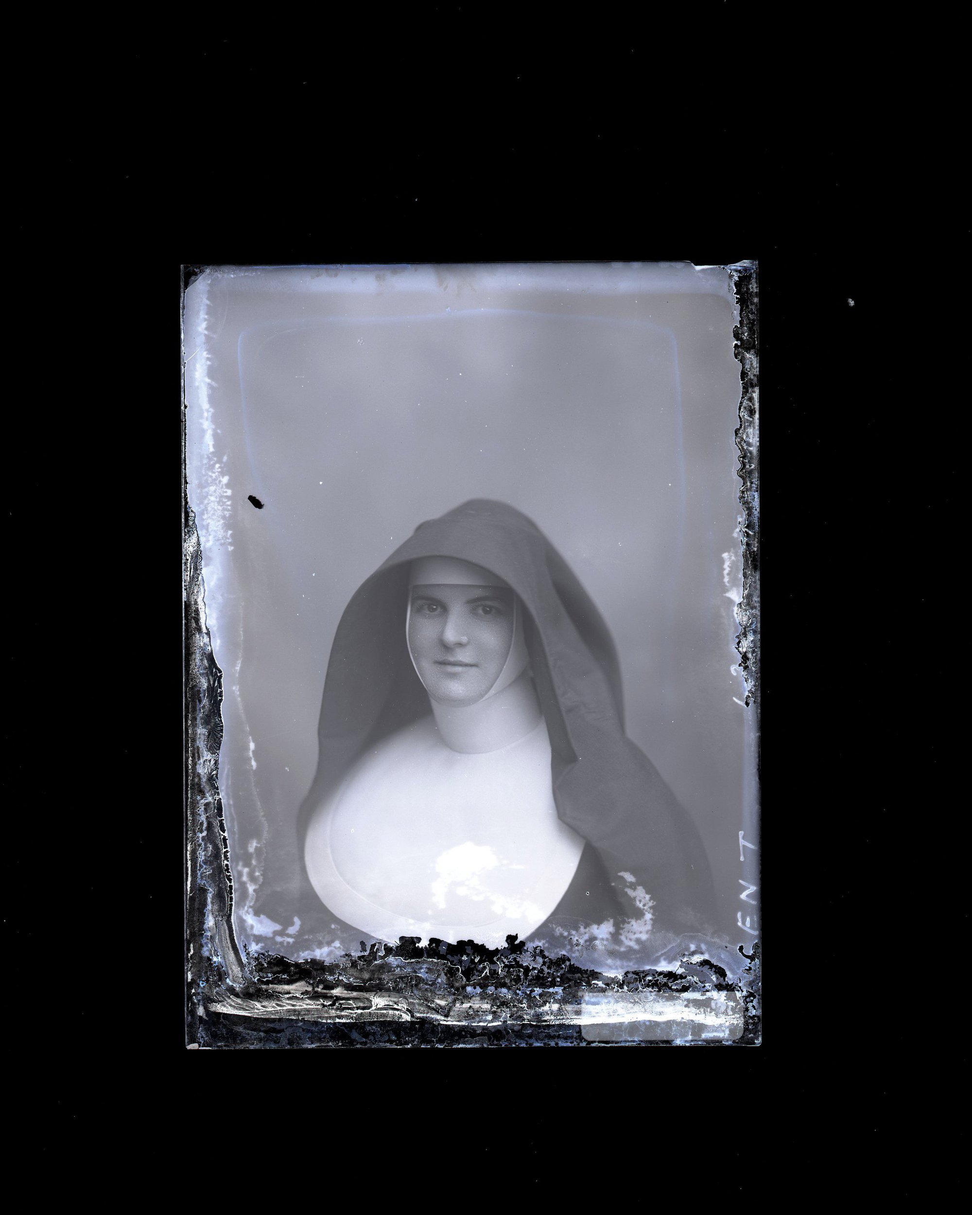 Nun - Nugent
