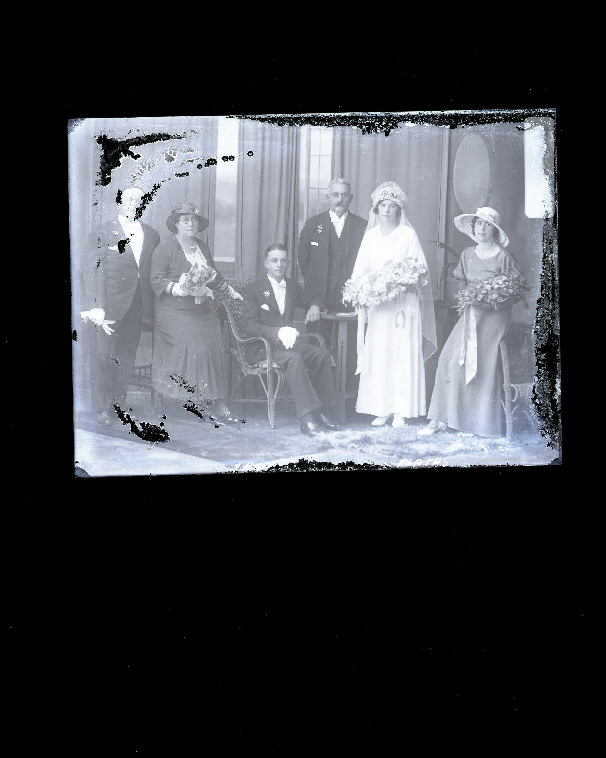 Wedding Party - No Name