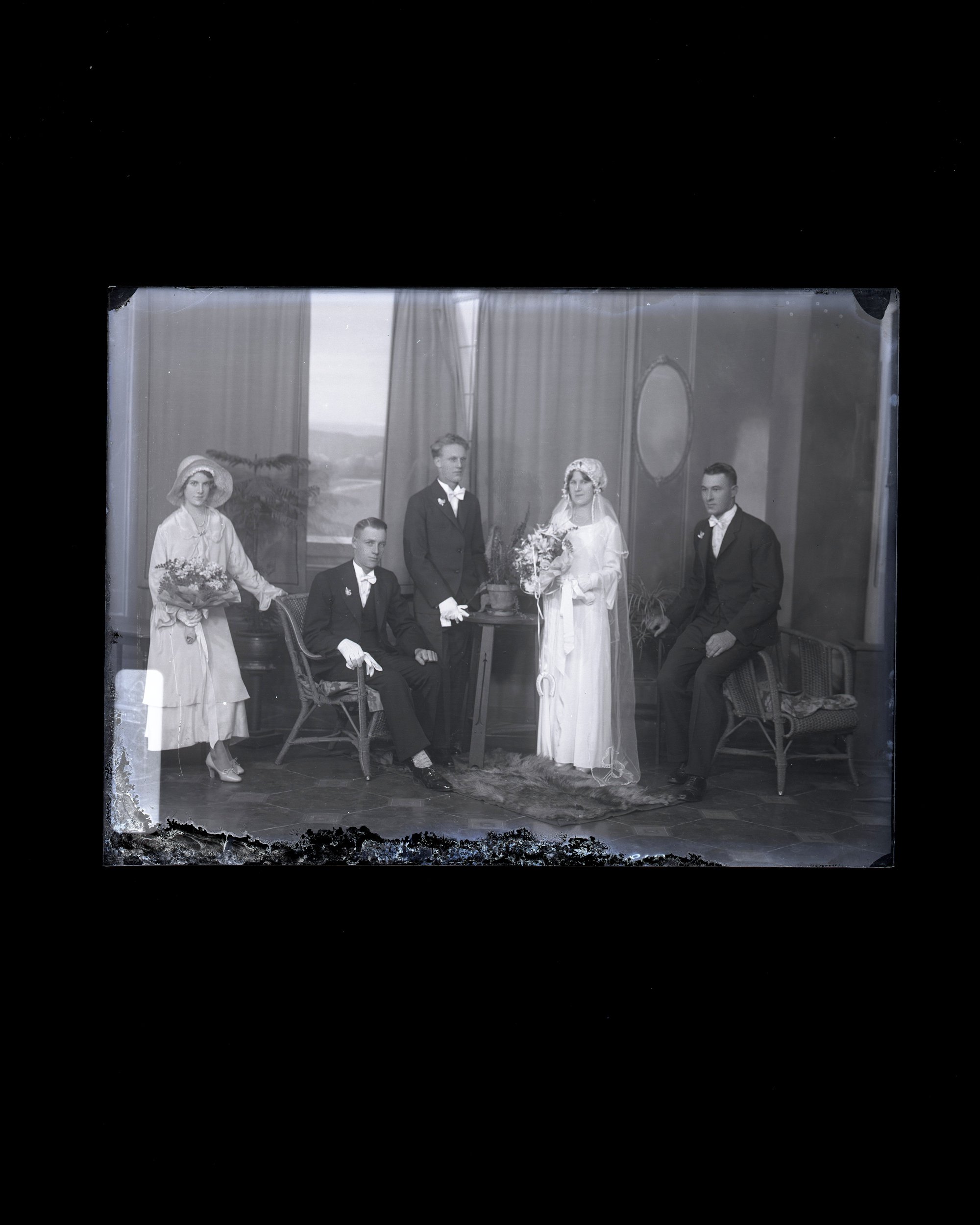Wedding Party - No Name