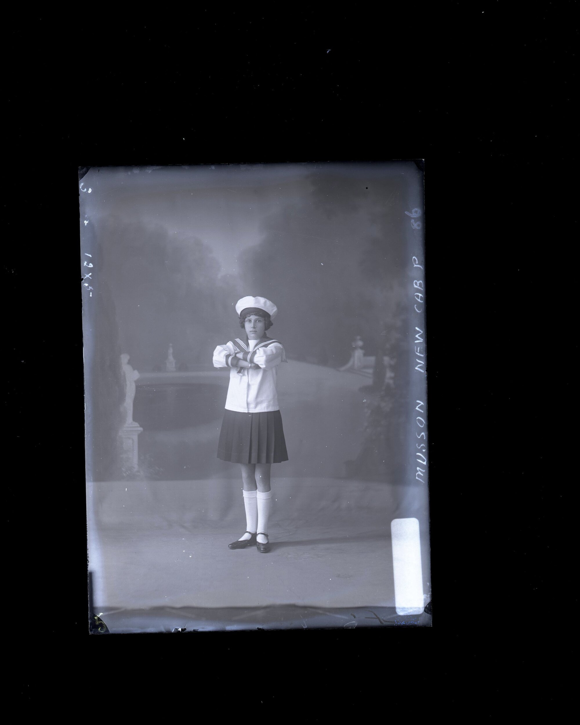 Girl - Musson