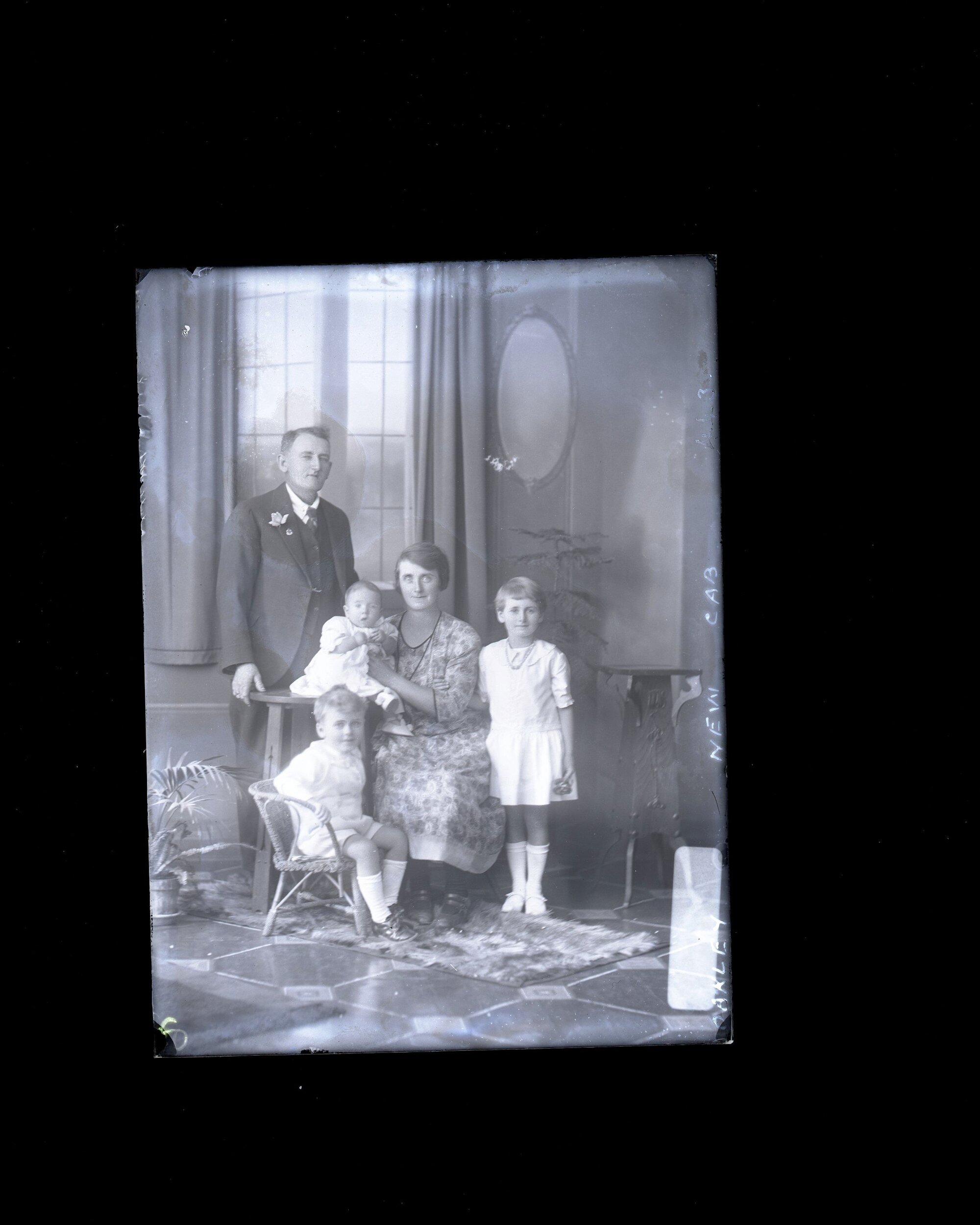 Family Group - Oakley