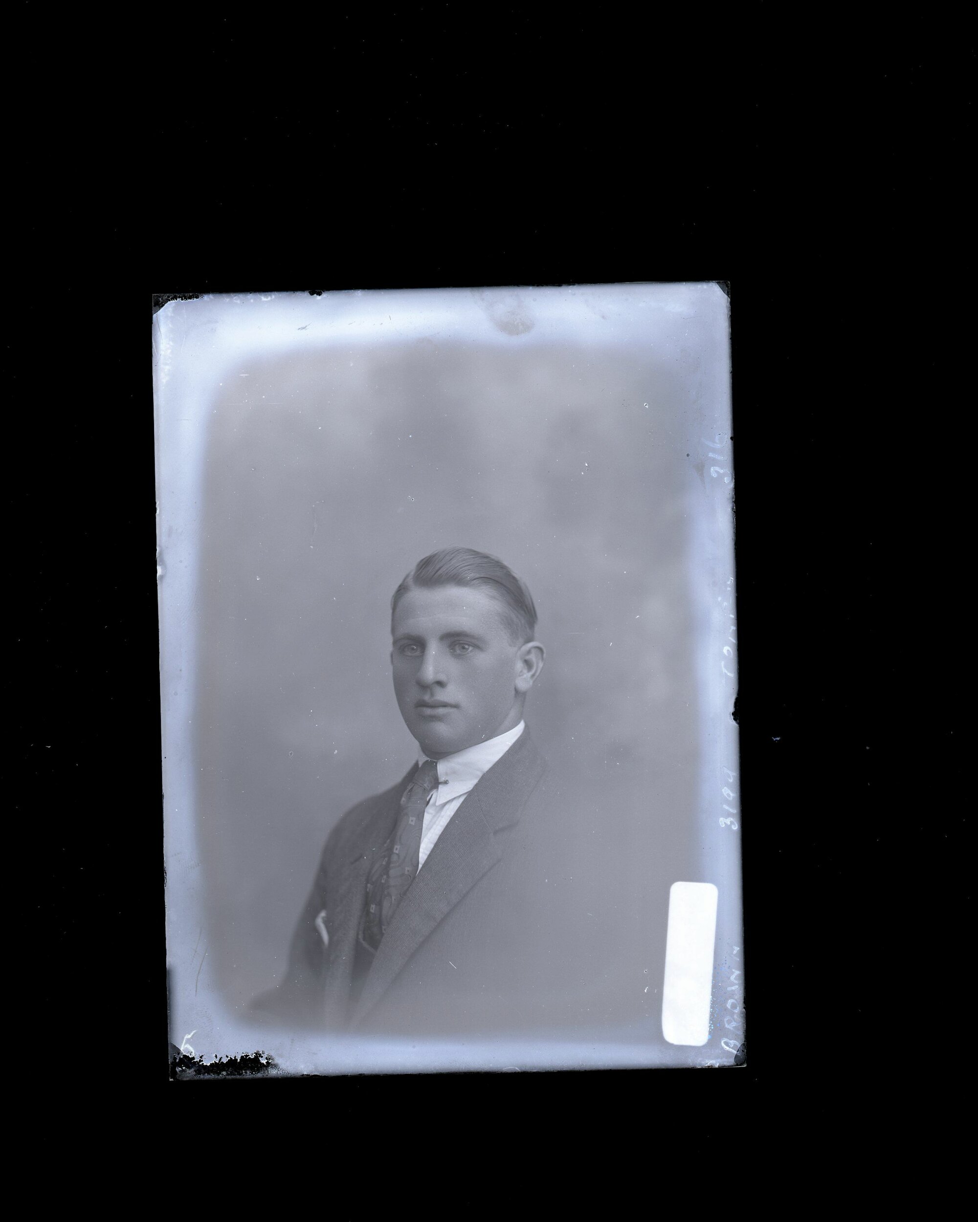 Male - Brown