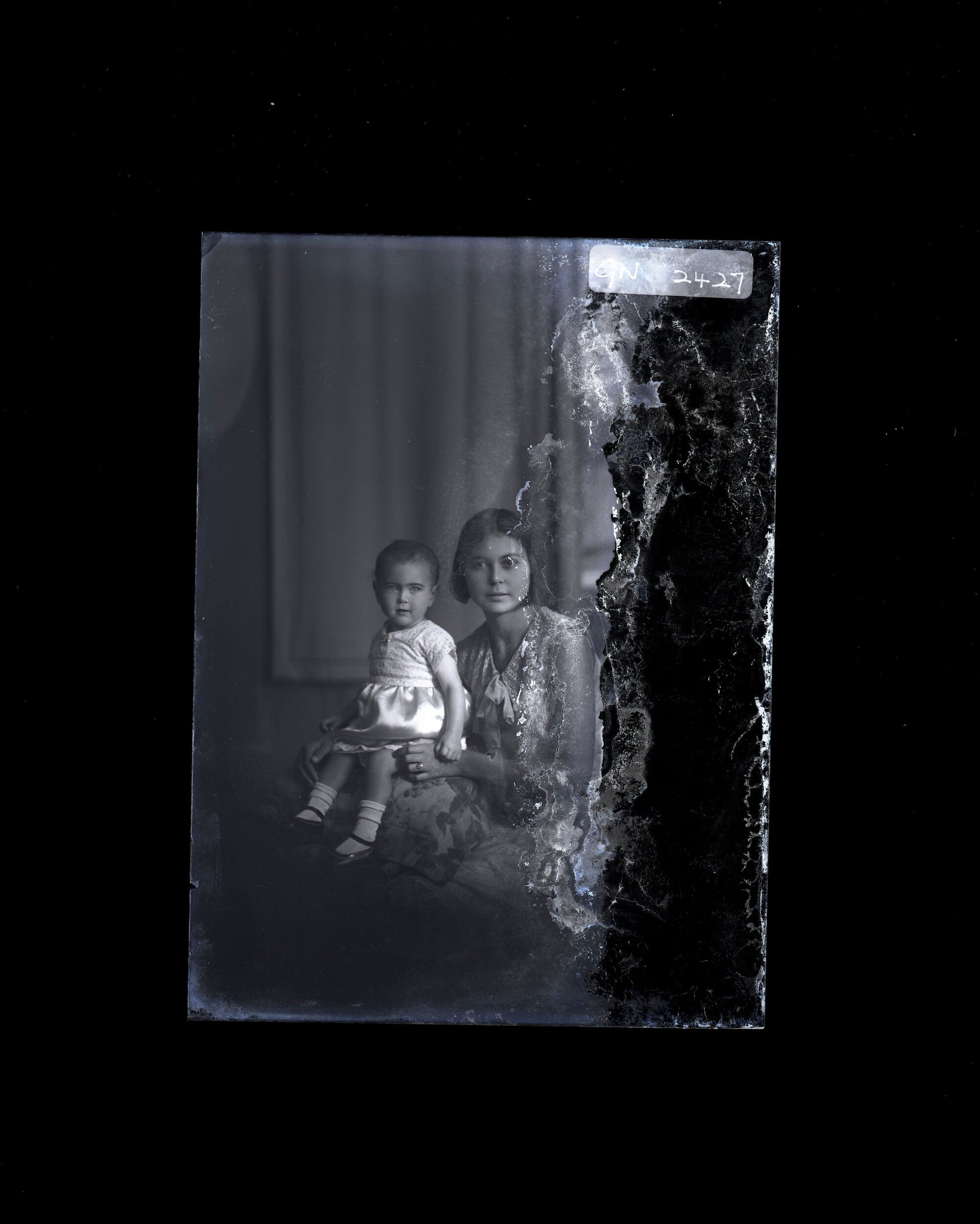 Mother &amp; Daughter - No Name