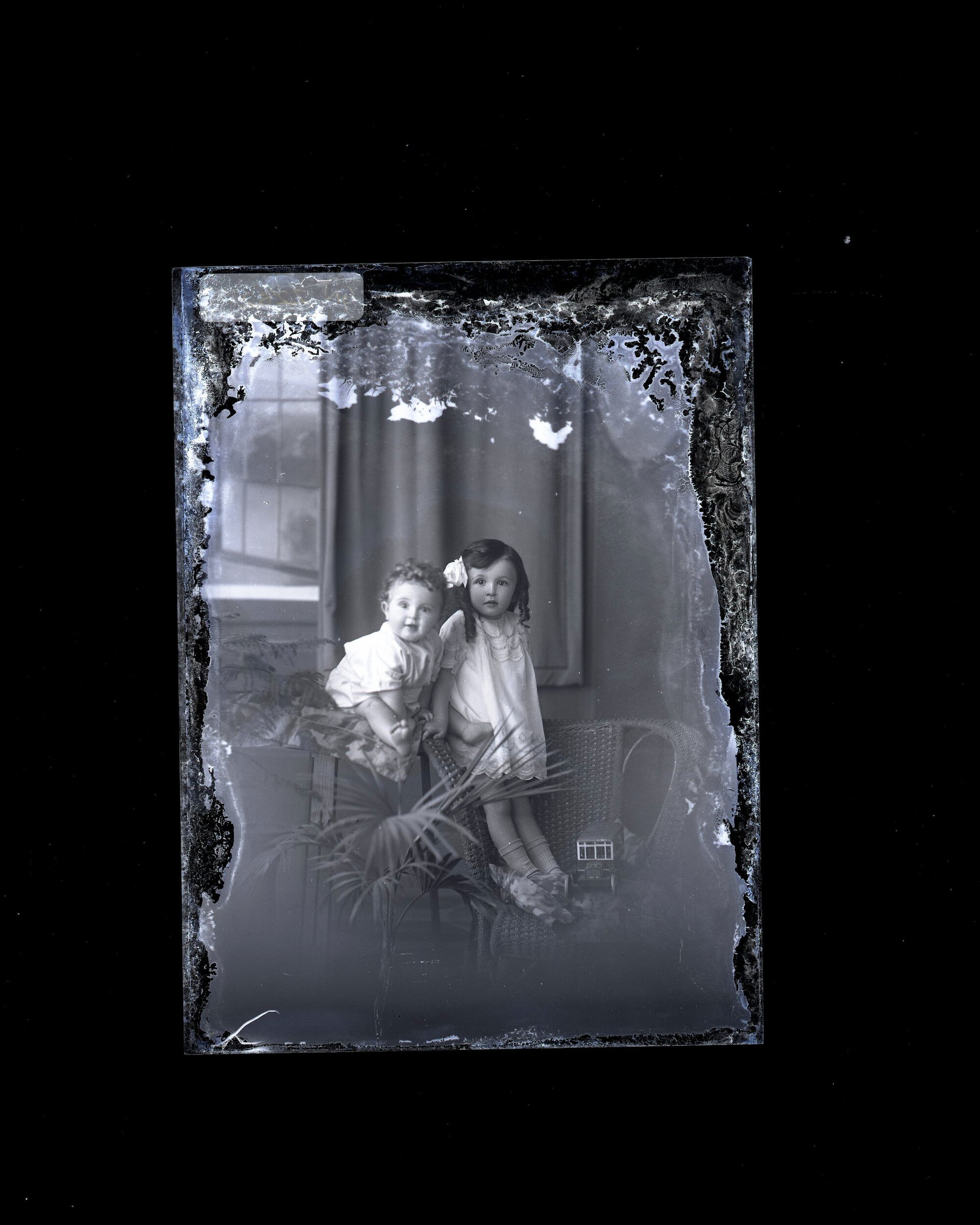 Two Children - No Name