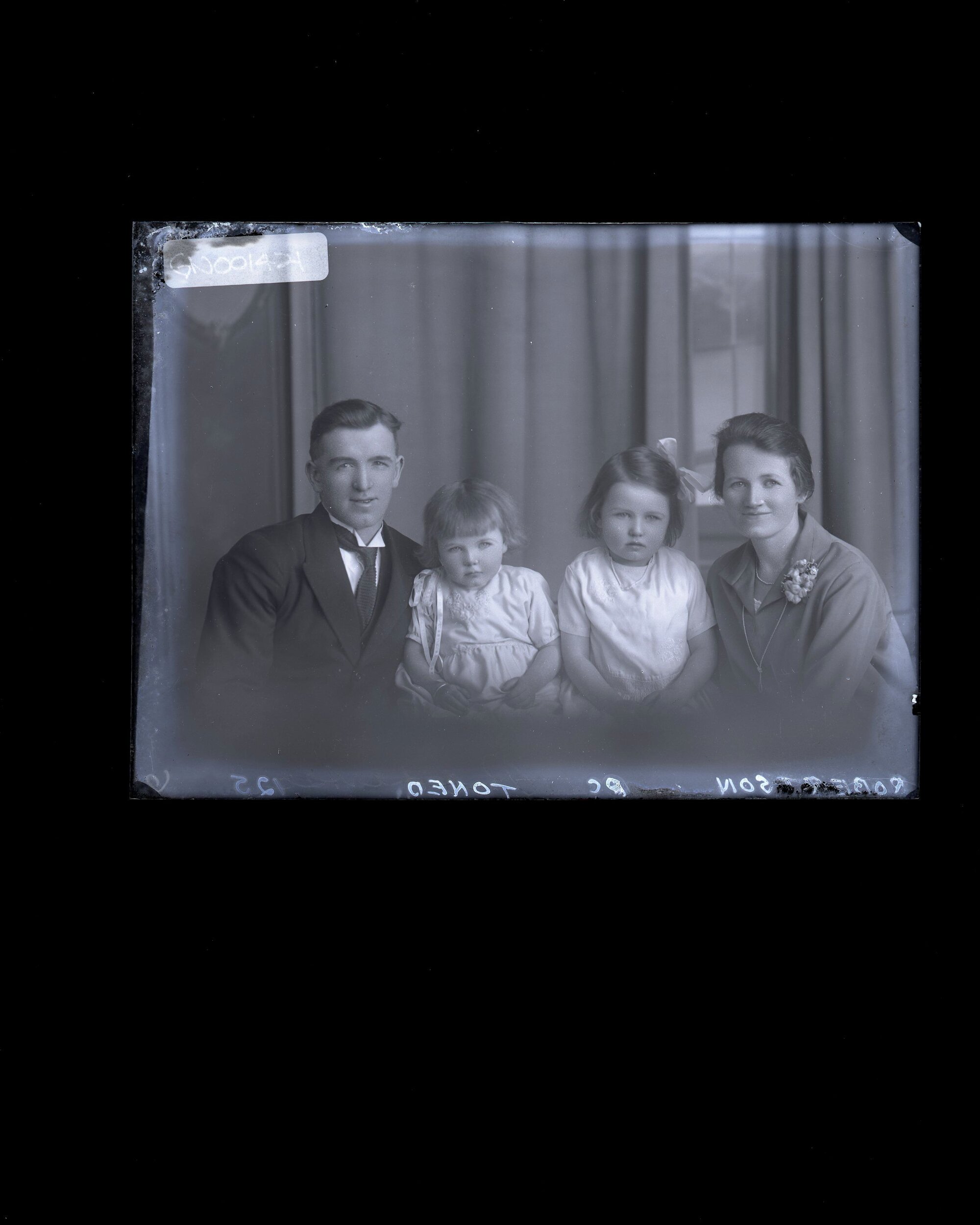 Parents &amp; Two Daughters - Robertson