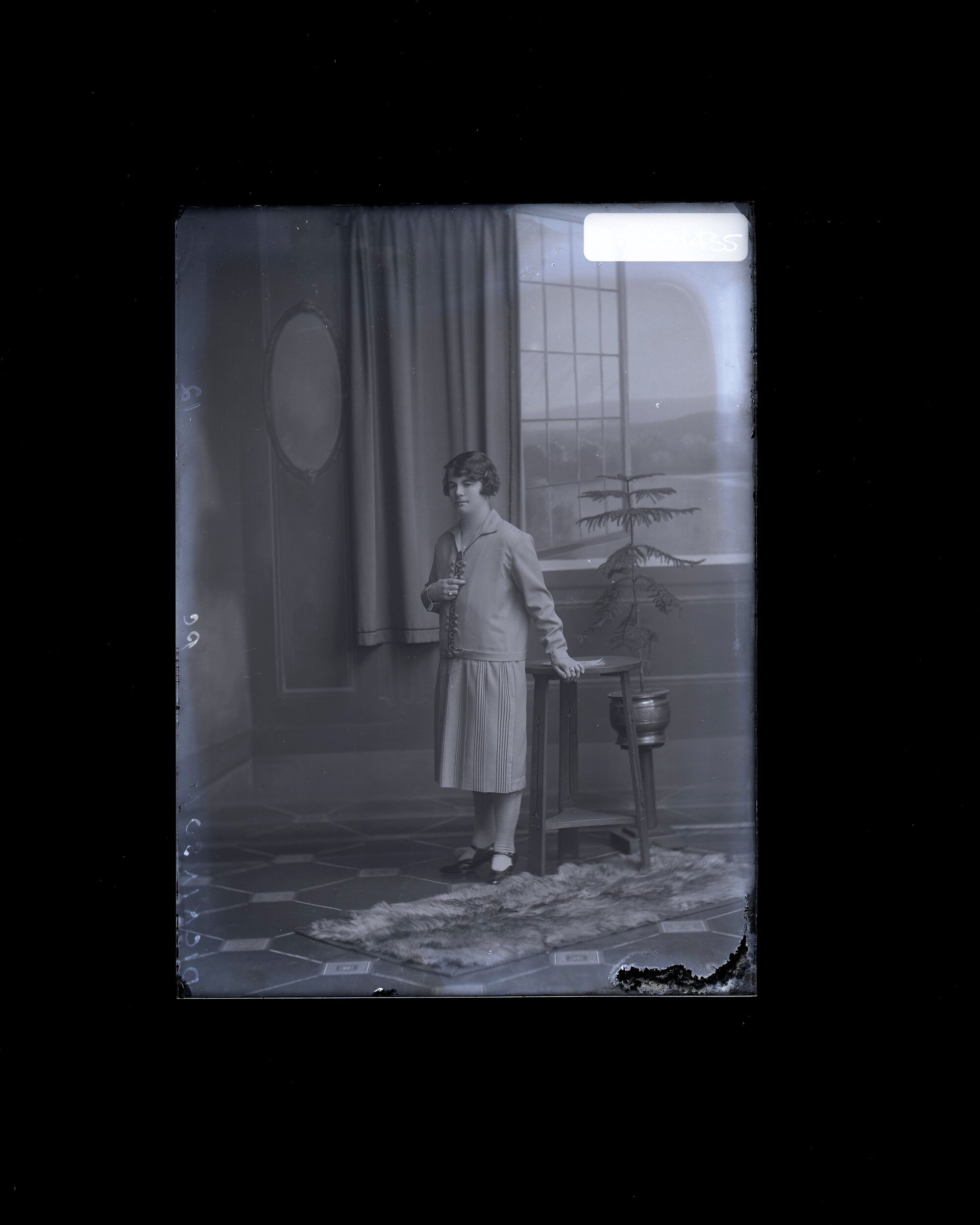 Woman - Dickinson
