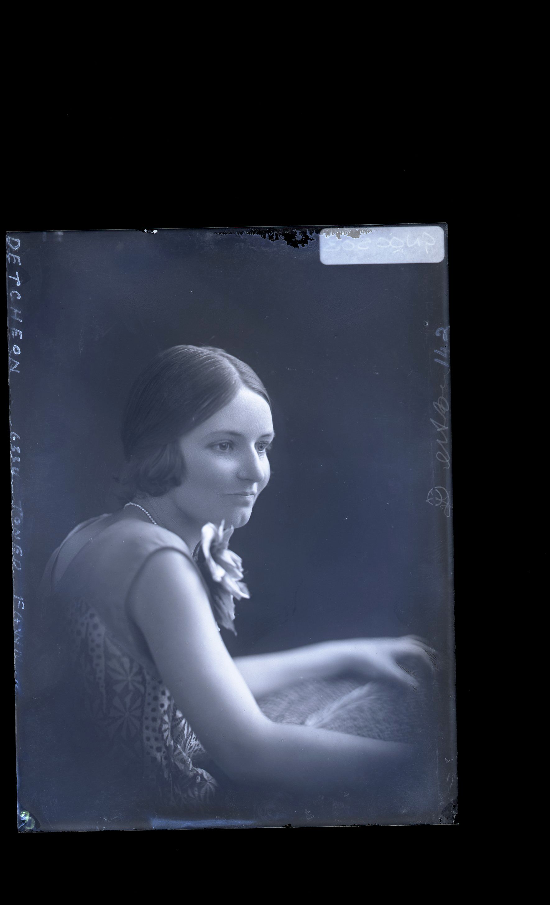 Young Woman - Detcheon