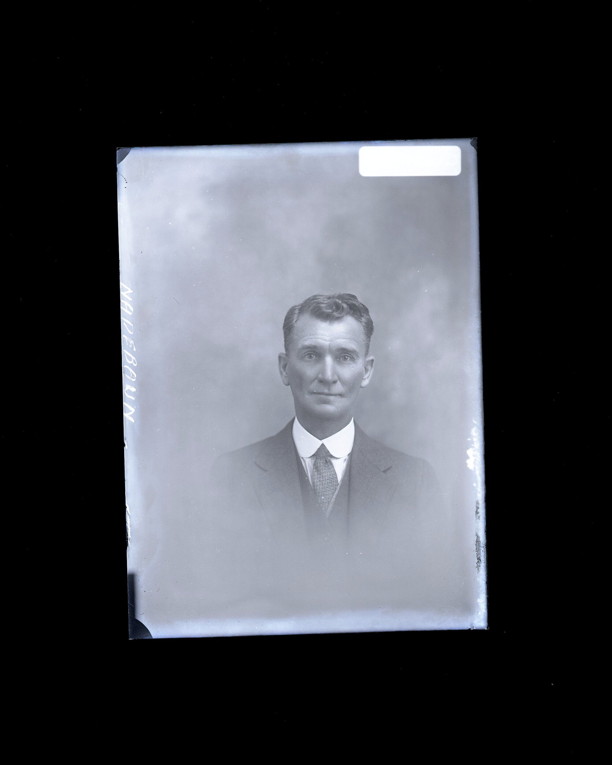 Male - Nadebaun