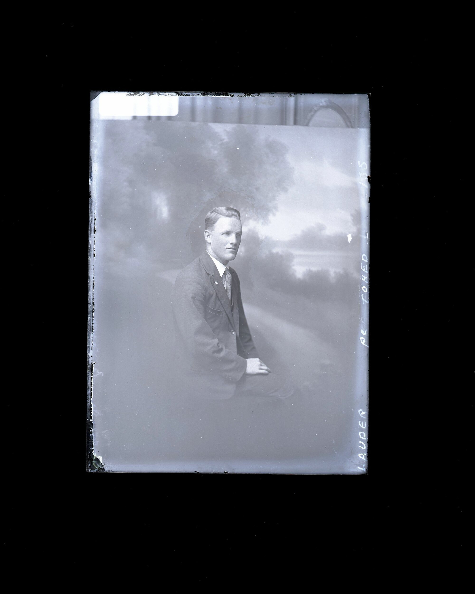 Male - Lauder