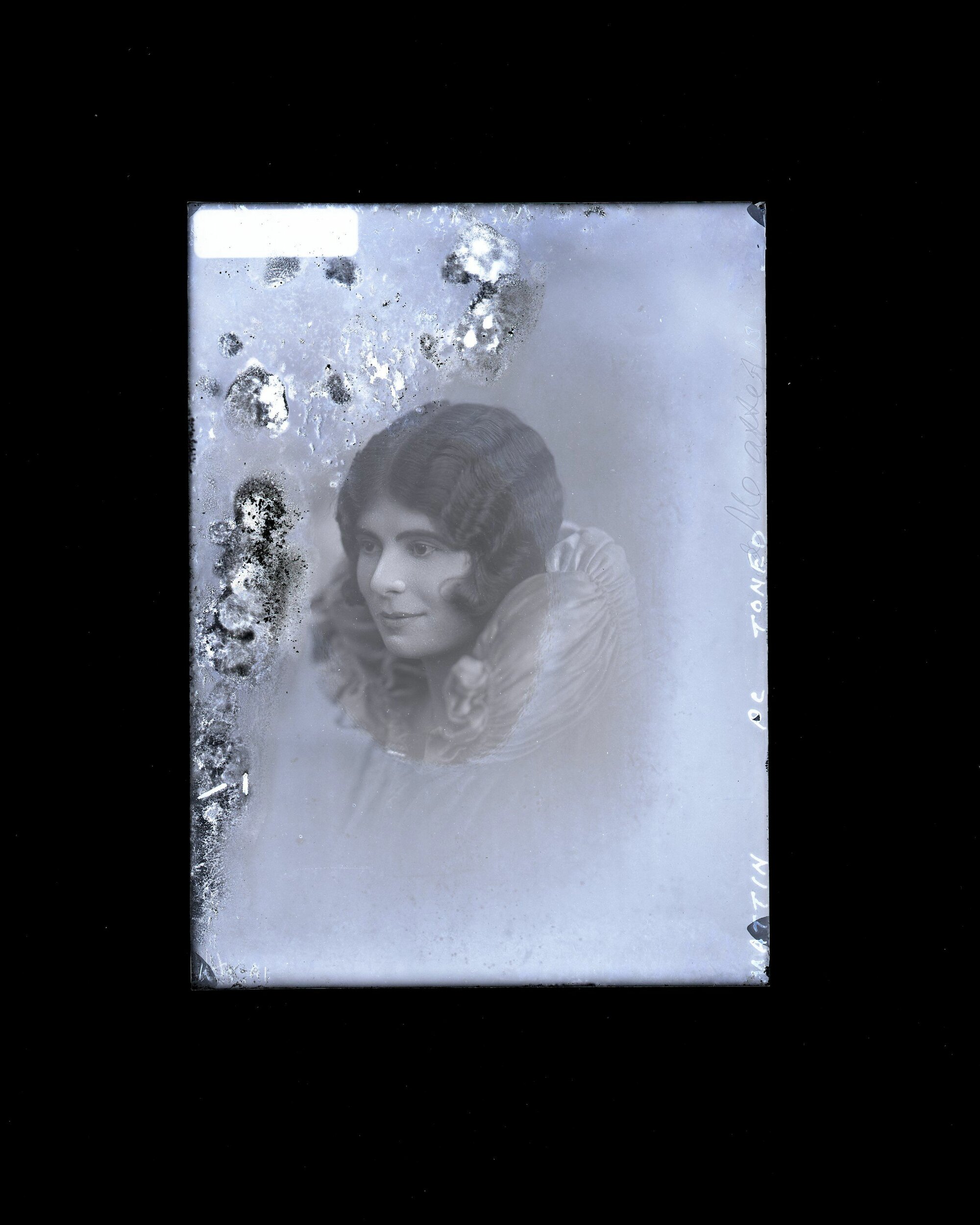 Woman - Mattin