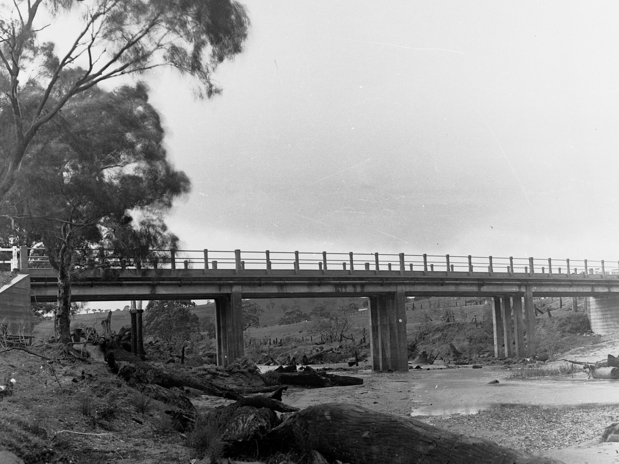 Bridge at Rosedale - Council of Barossa (Four spans each 40ft)