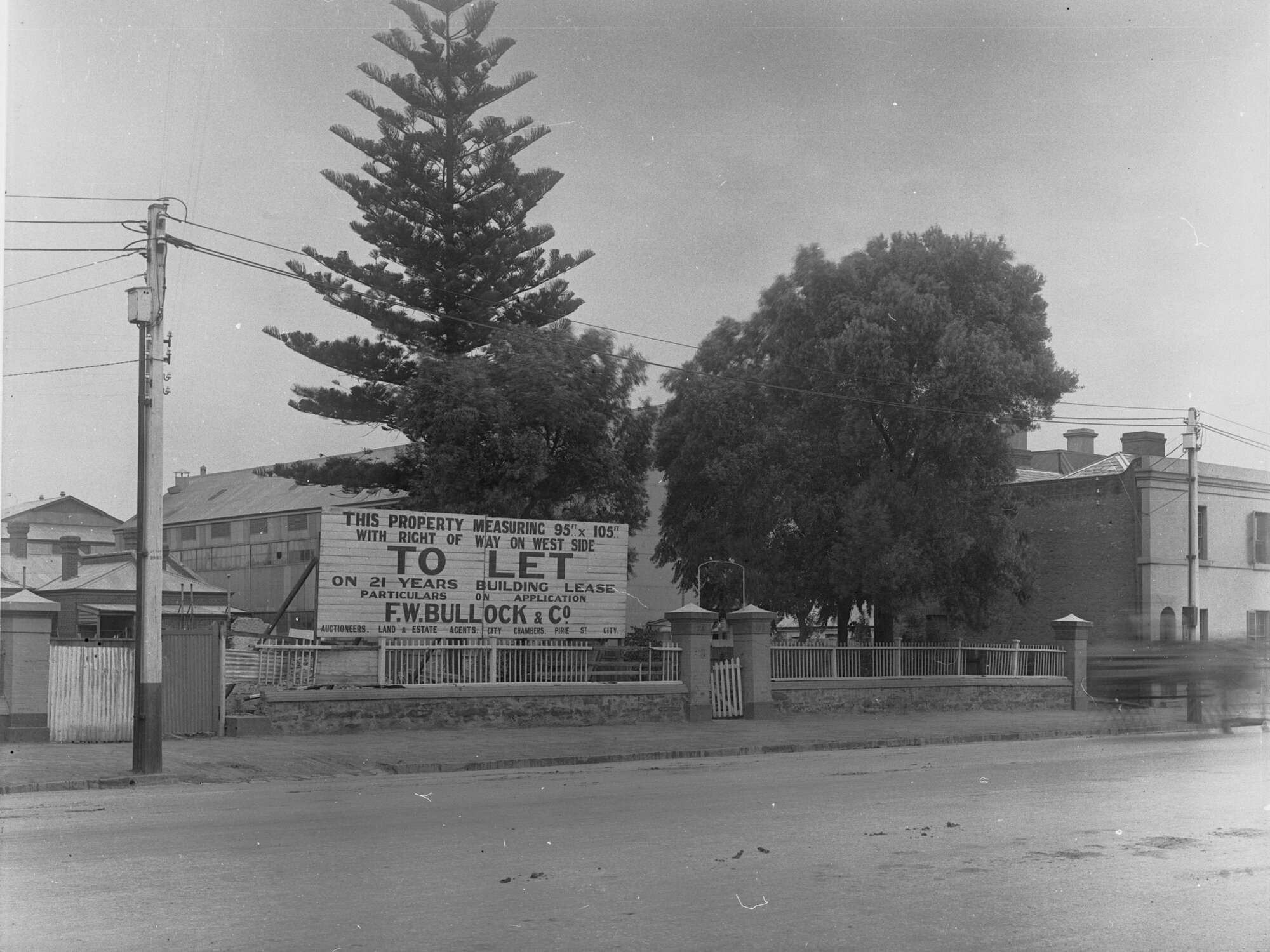 Franklin Street, Adelaide South Australia with signage of property to be let 