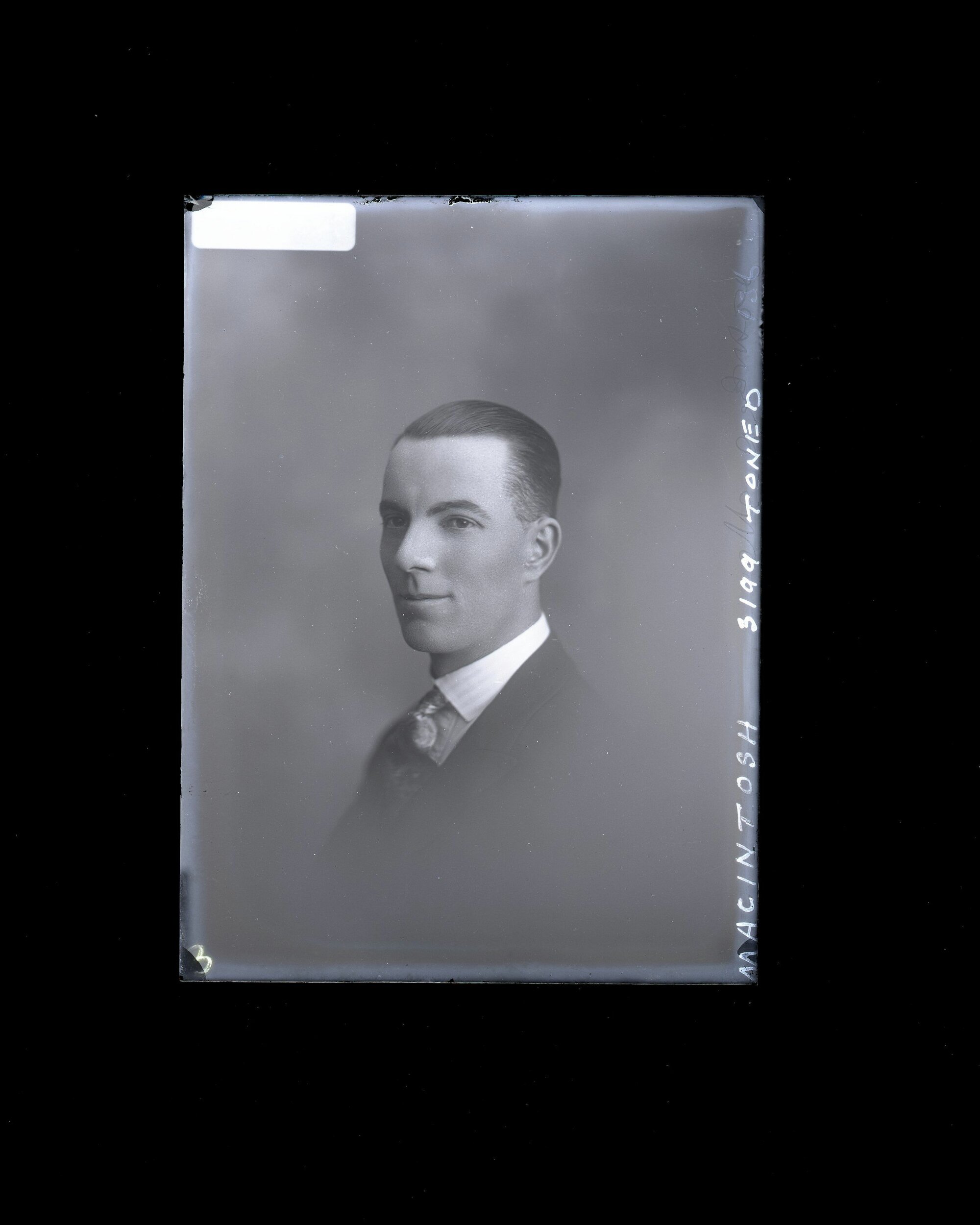 Male - MacIntosh