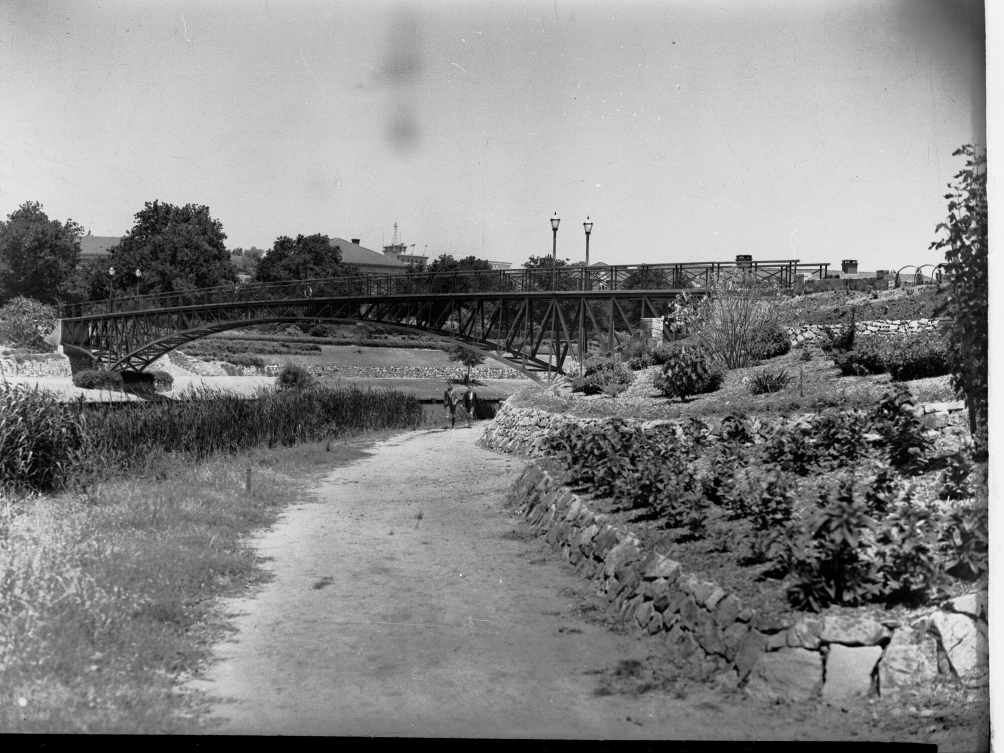 University Bridge Over River Torrens