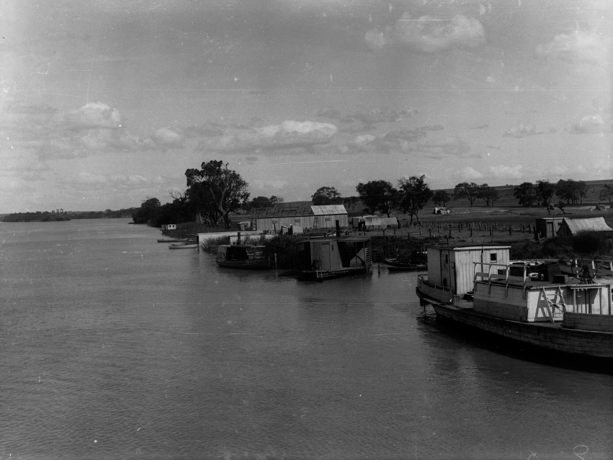 Paddlesteamers on River Murray