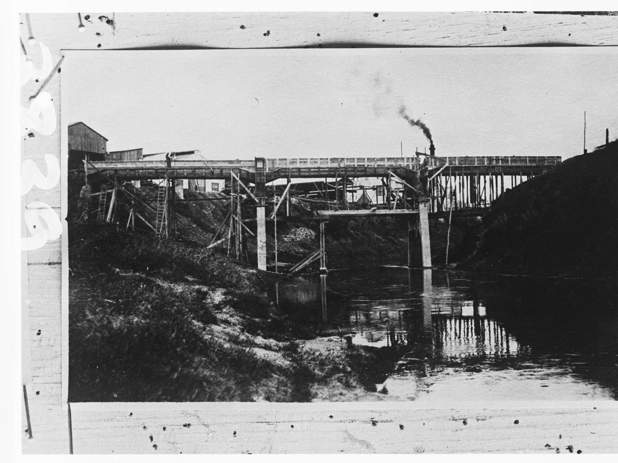Bridge under construction at Cawthorne Street (Thebarton)