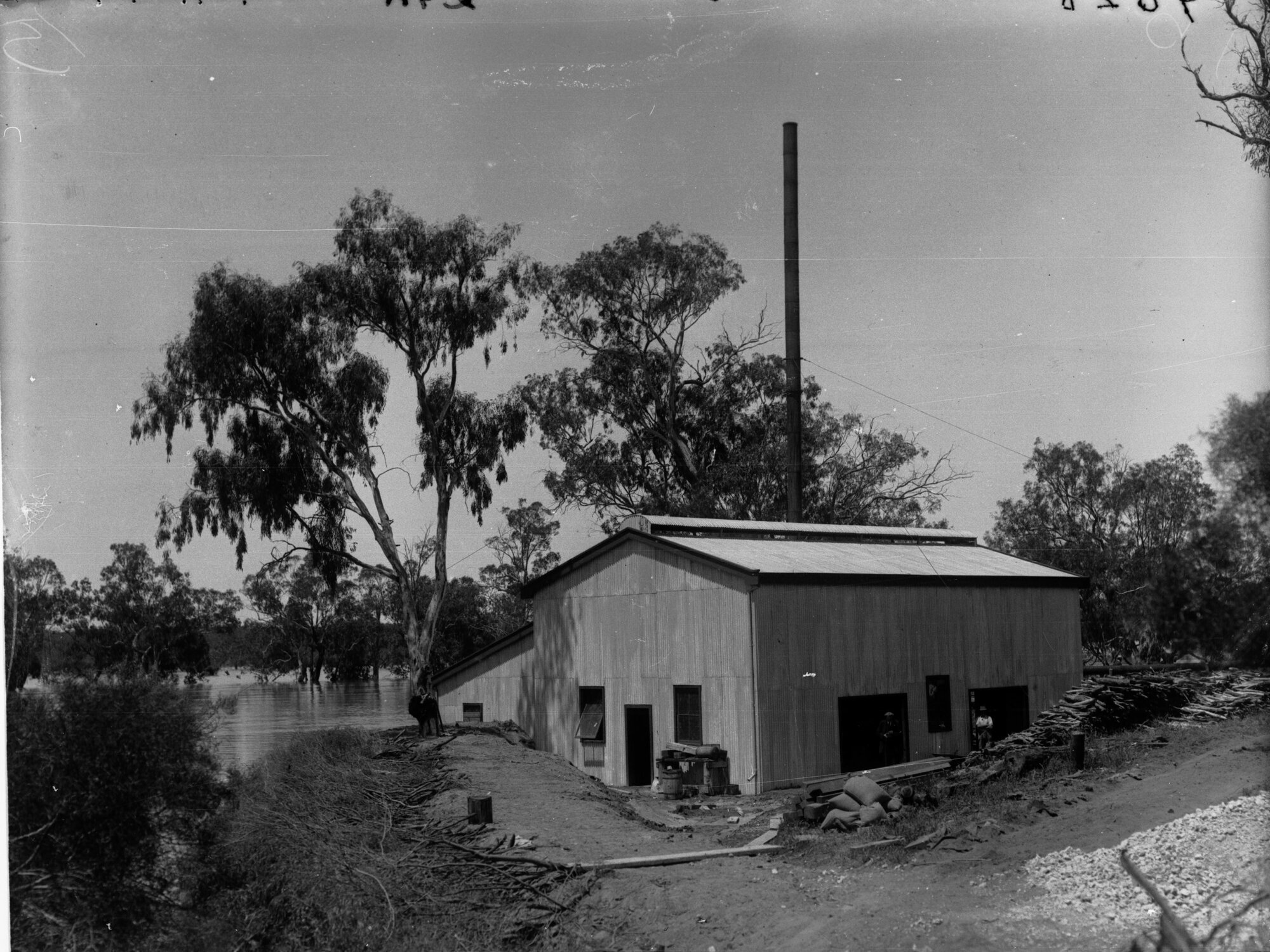 Holder pumping station, River Murray