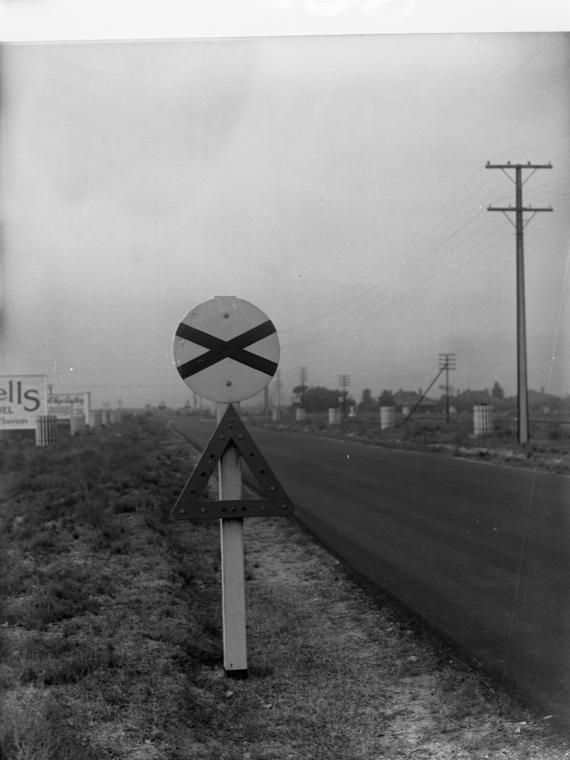 Road Crossing Sign at Outer Harbour