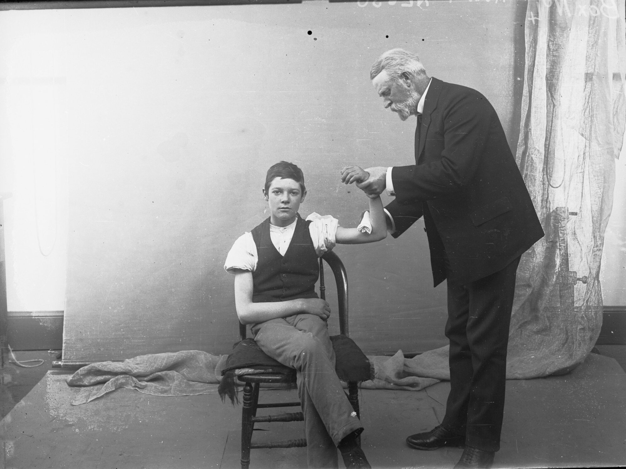 First Aid class showing Dr Rogers: class conducted by Dr Rogers