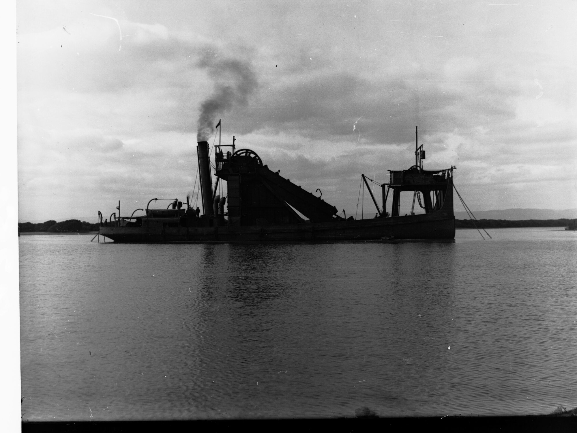 Dredger No. 6 on Port Adelaide River