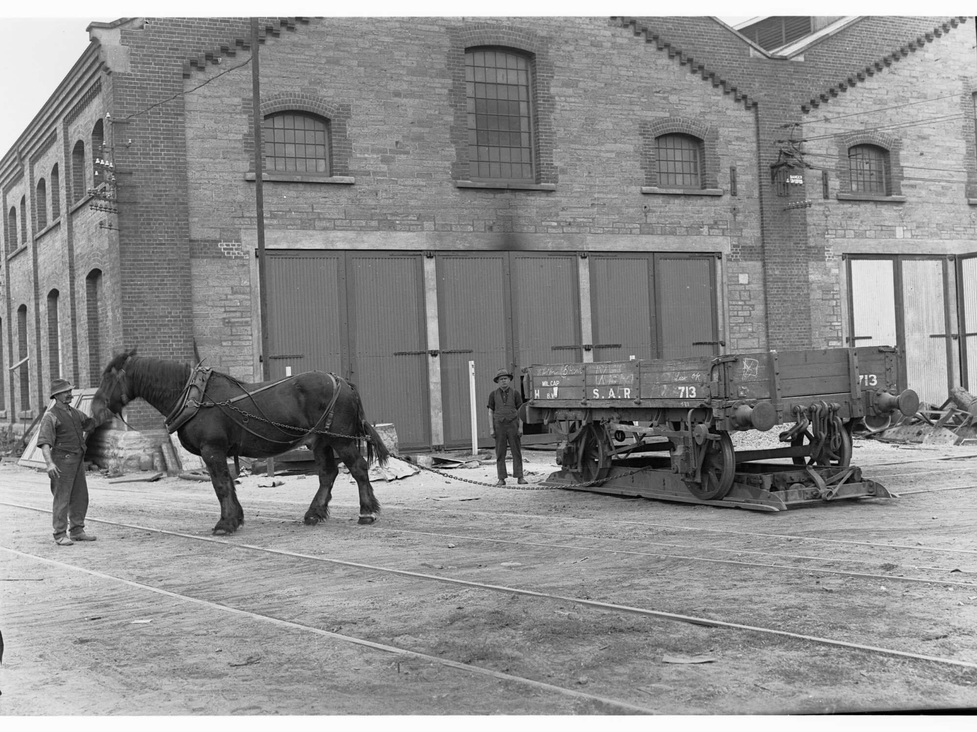 Islington horse traverser