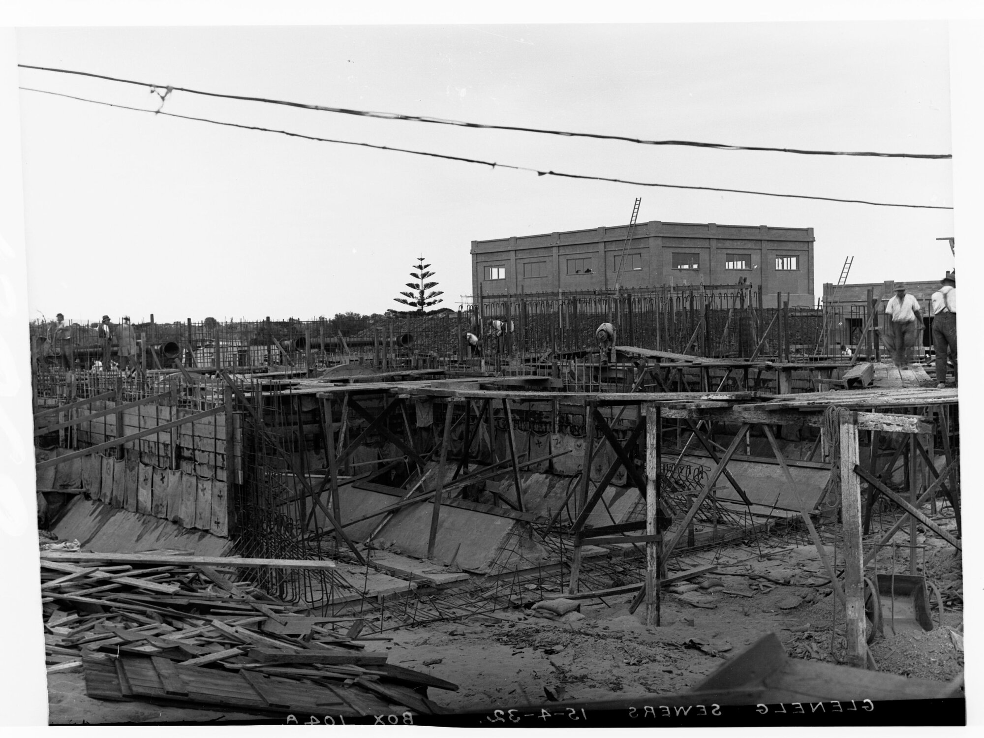 Construction work on Glenelg Sewers