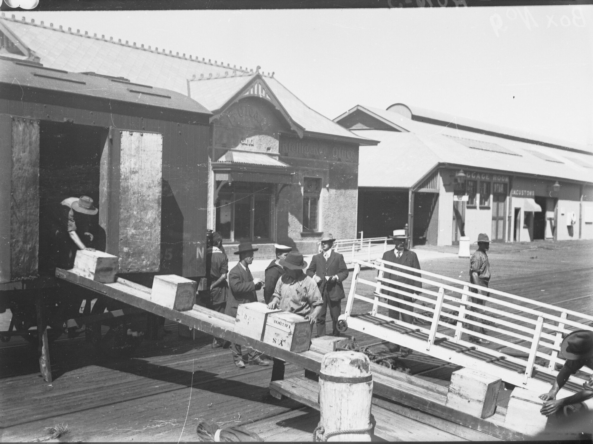 Loading butter onto ship | History Trust