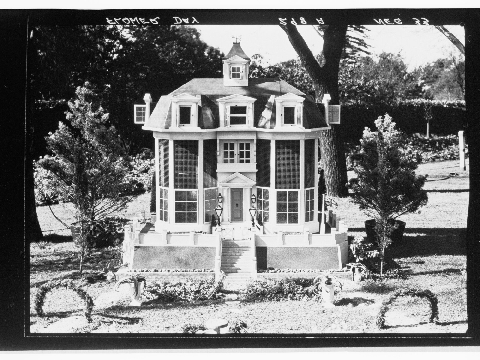 Flower Day - exhibit of a miniature house