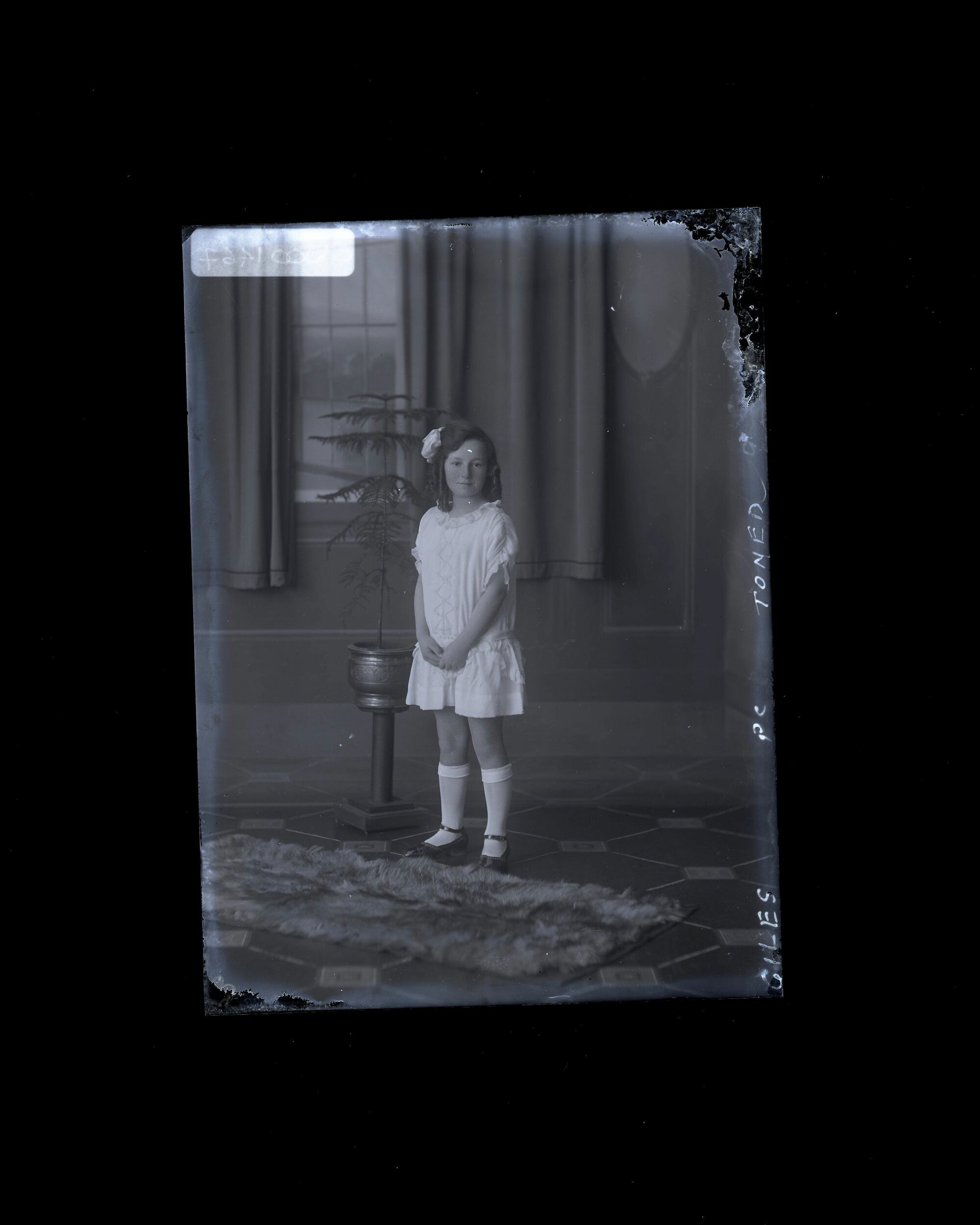 Girl - Giles