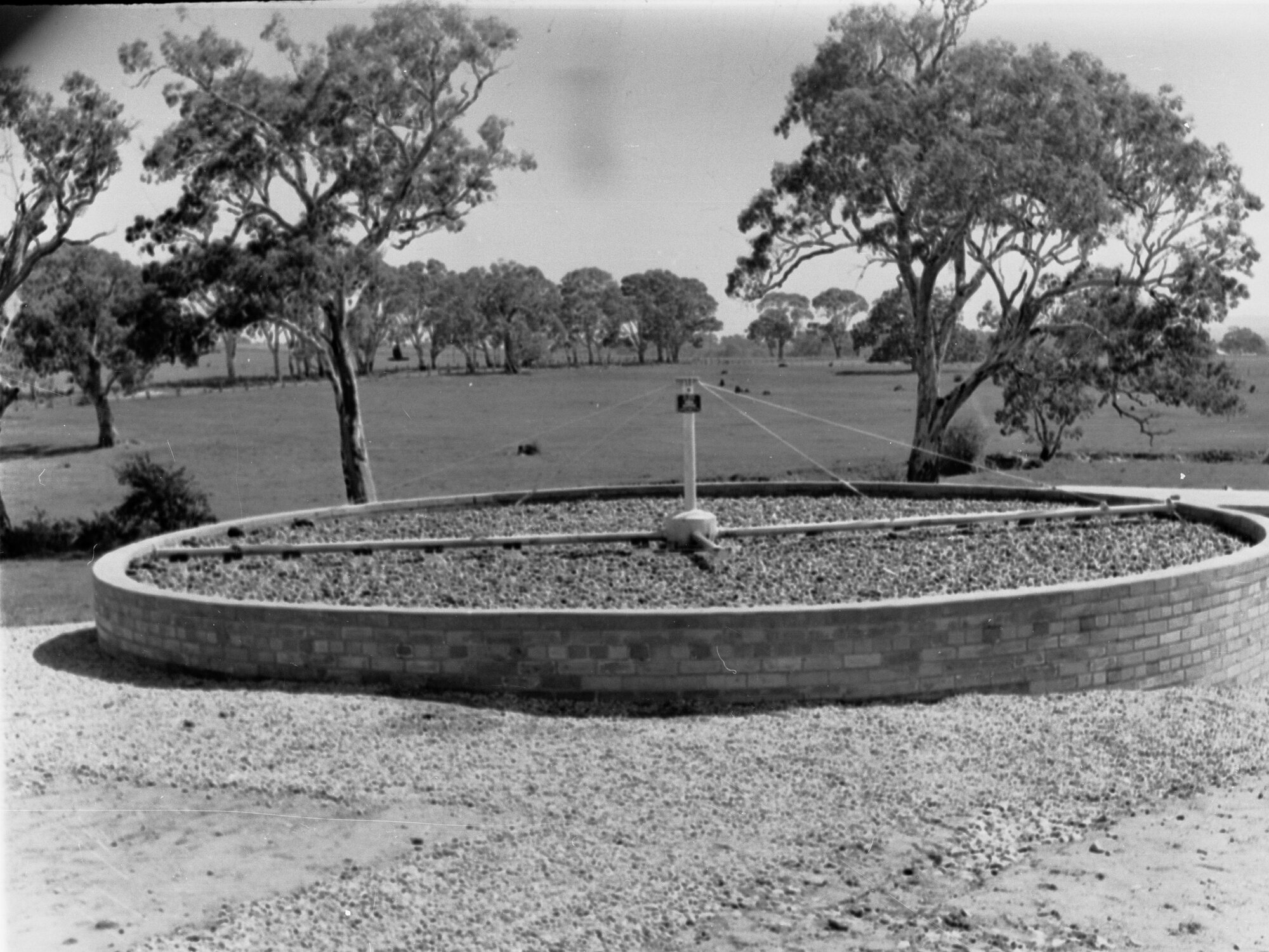 Sewers department treatment works, Woodside