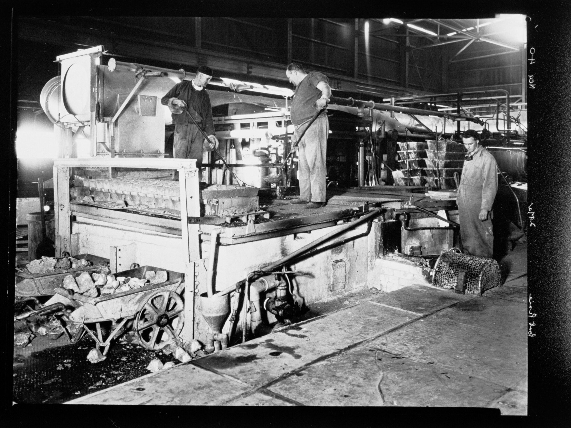 Port Pirie - men using industrial machinery