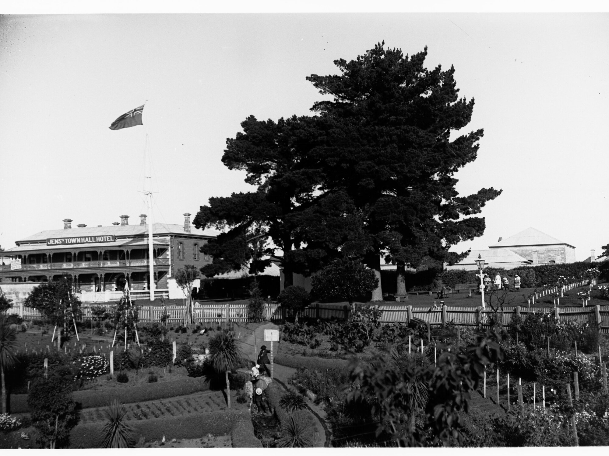 The Cave Gardens, Mount Gambier