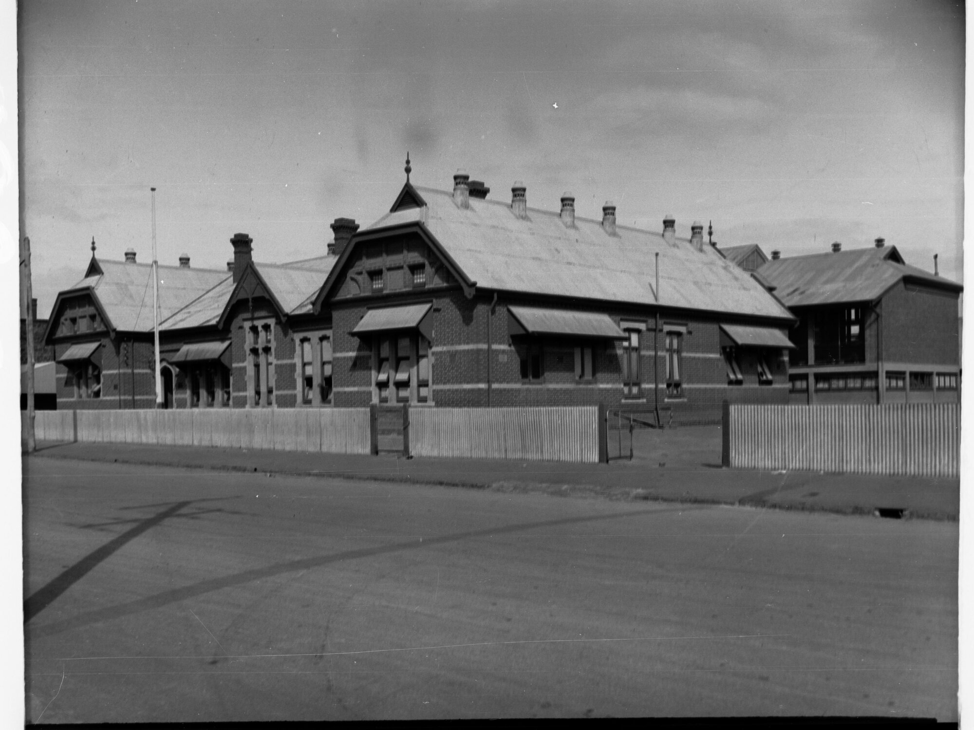 Gilles Street School