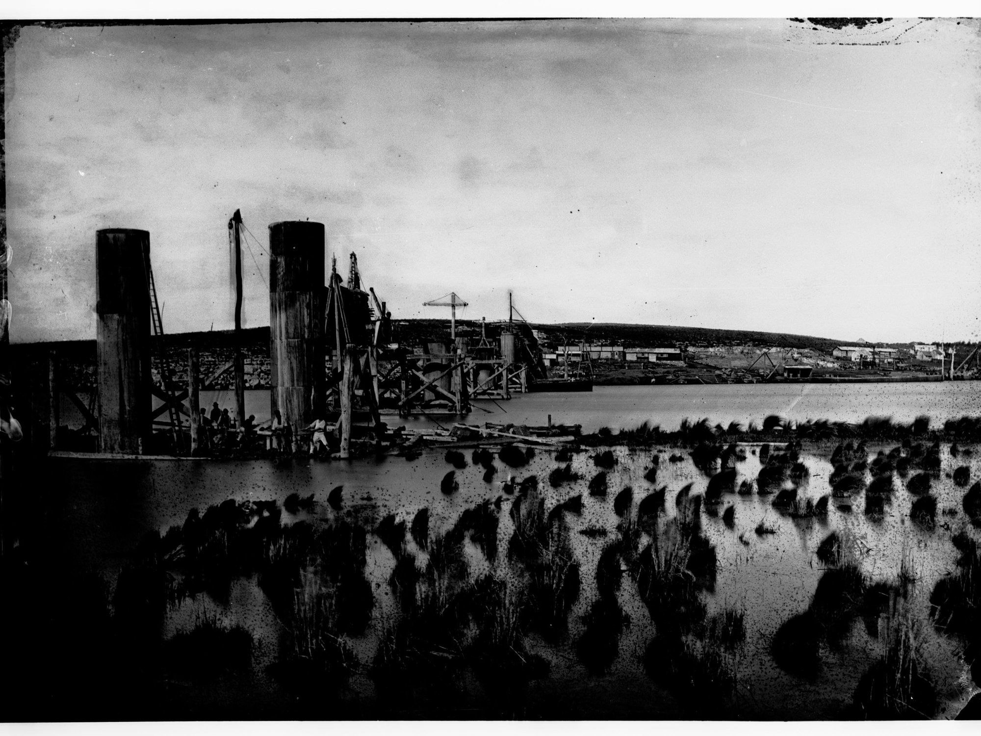 Construction of the first bridge at Murray Bridge