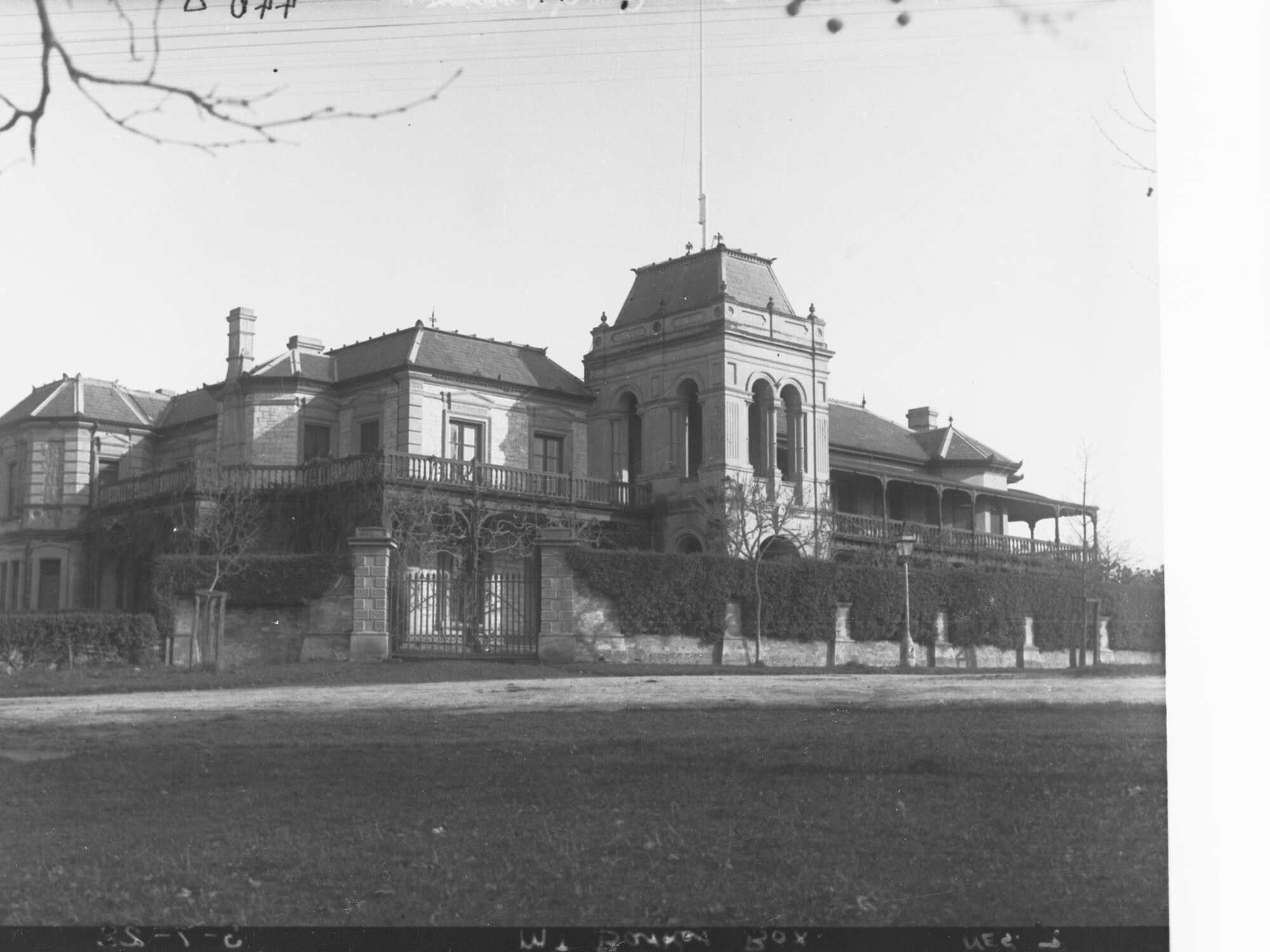 Auchendarroch House at Mount Barker