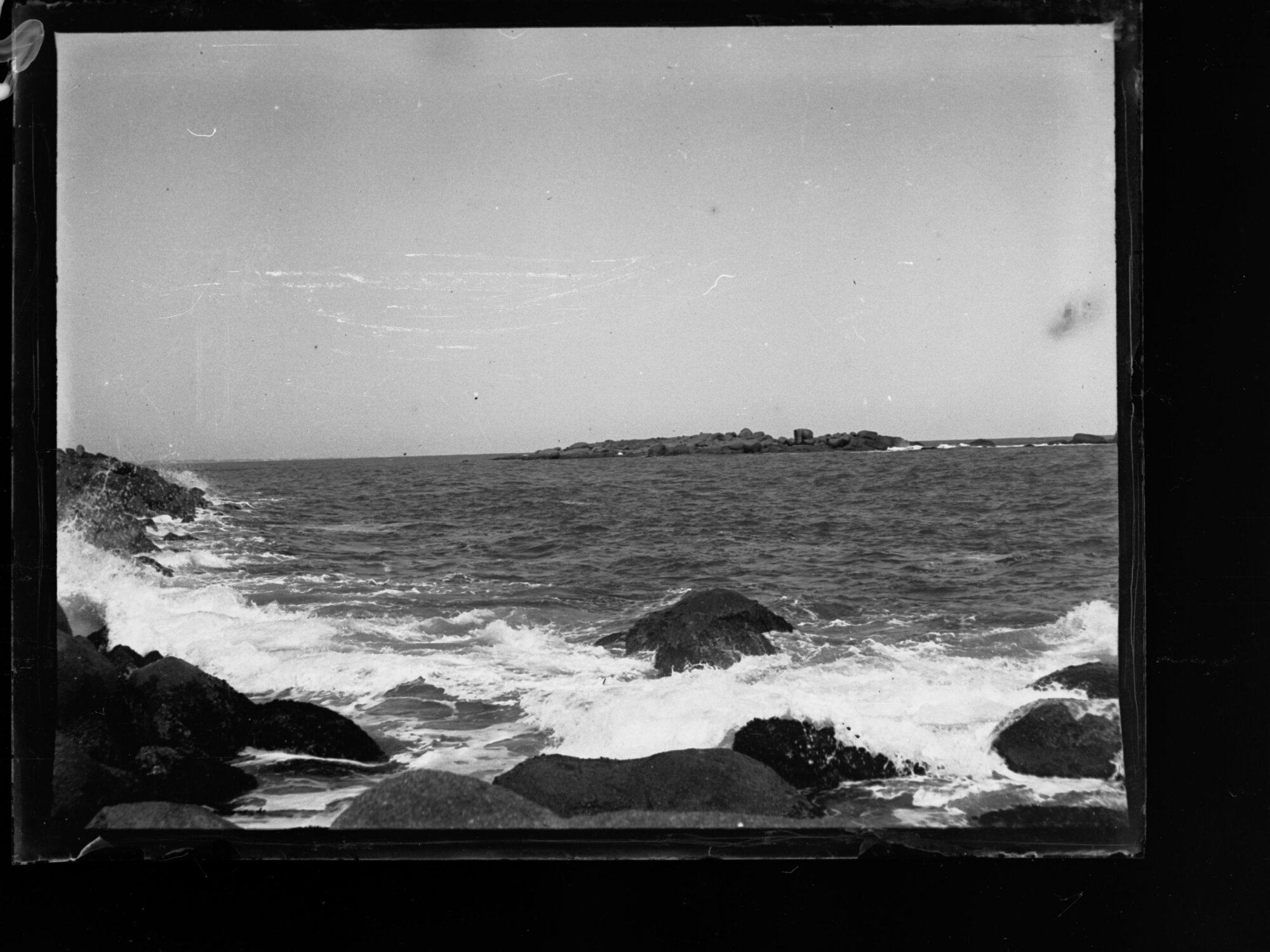Coastline view,  view of rocks and water 