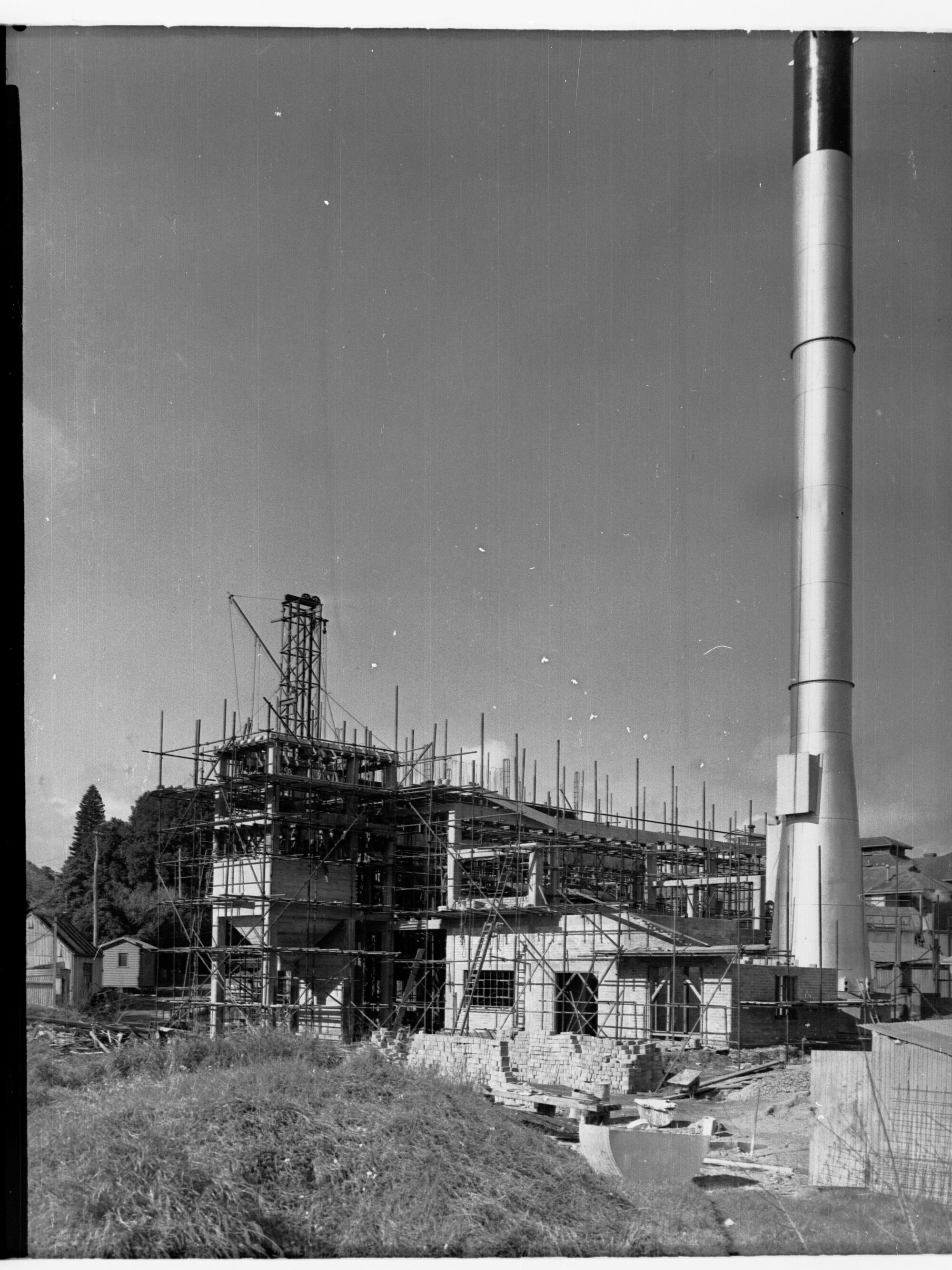 Queen Elizabeth Hospital During Construction