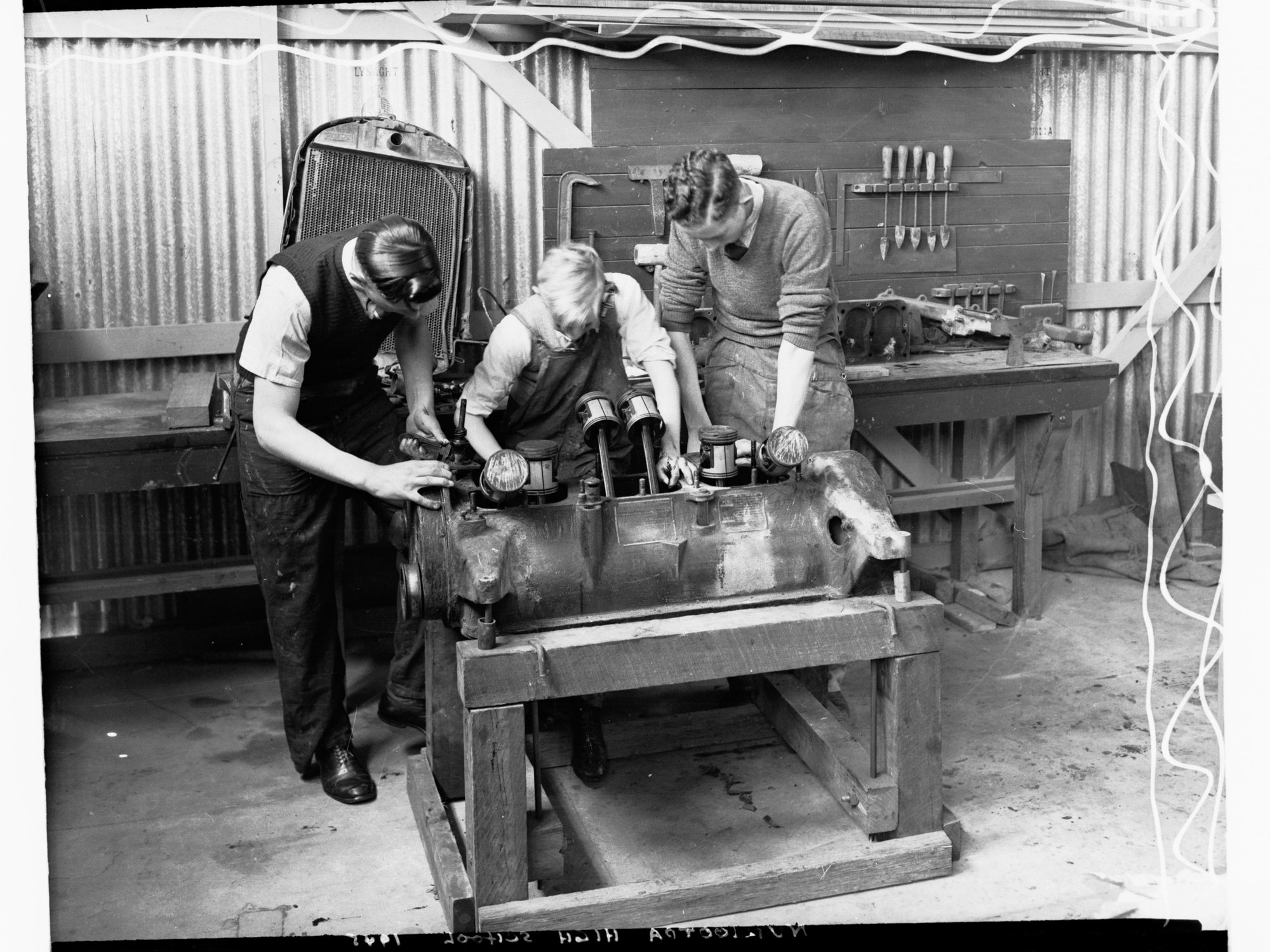 Nuriootpa High School Boys Working on Engine