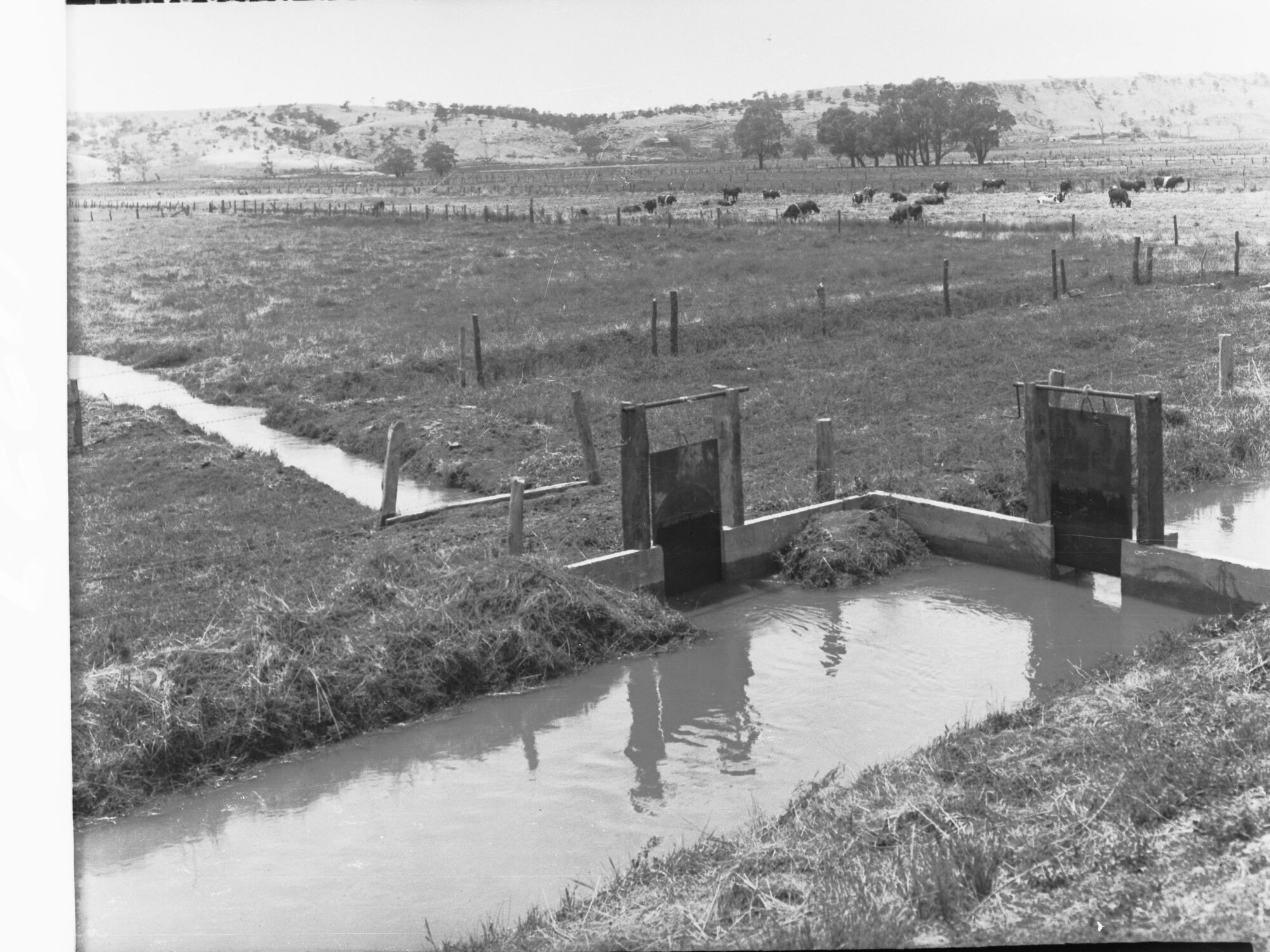 Irrigation channel