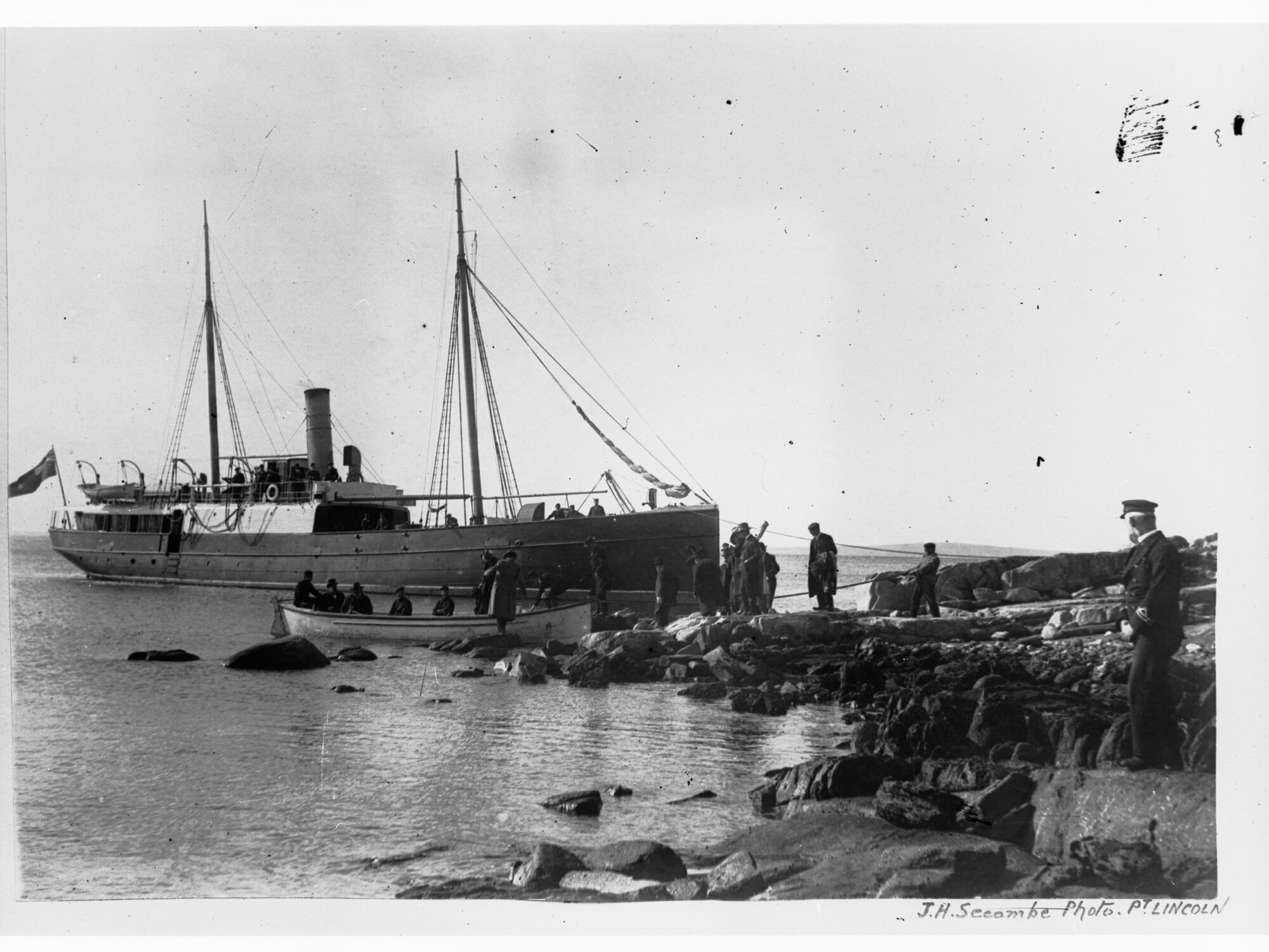 Parliamentary party at Kirton Point, Port Lincoln - ship is "Governor Musgrave"