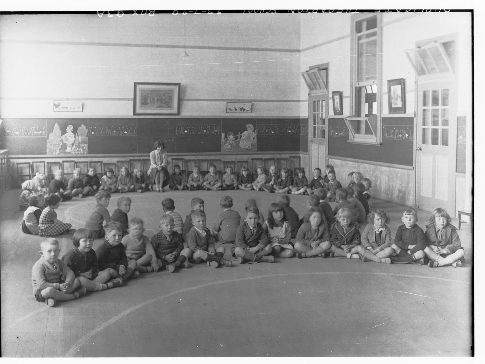 Children sitting in a circle at Thebarton Primary School