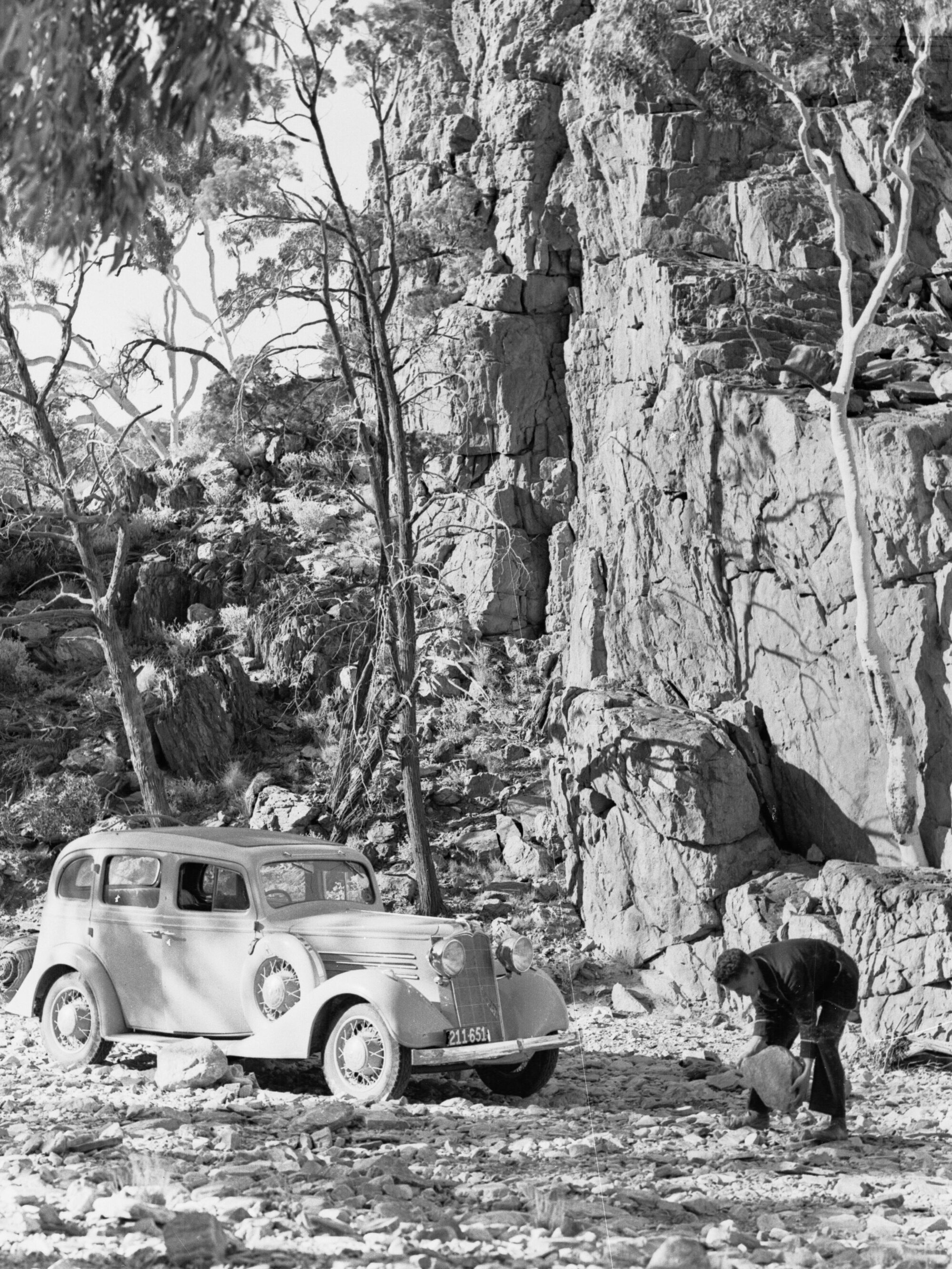 Finke River Gorge Showing Automobile by Cliffs