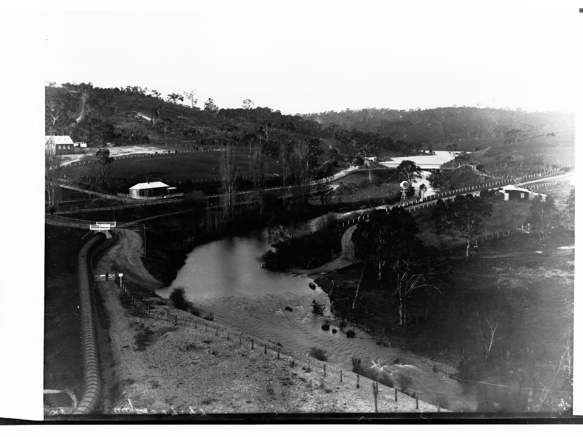 Clarendon Pipe Track