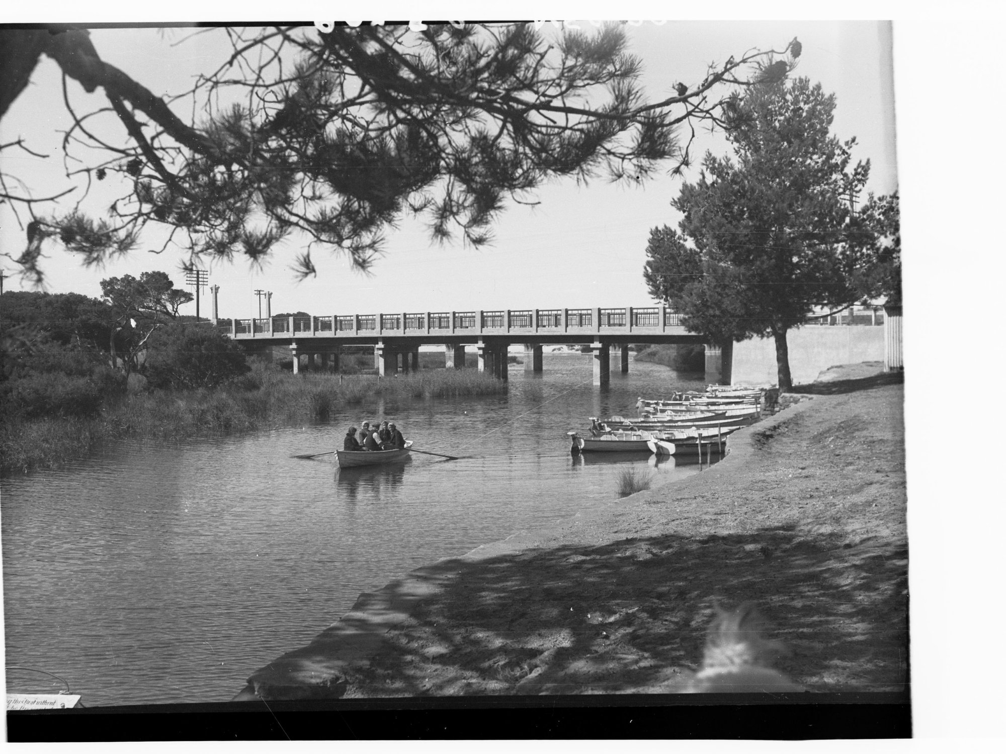 Hindmarsh River and Bridge - Victor Harbor