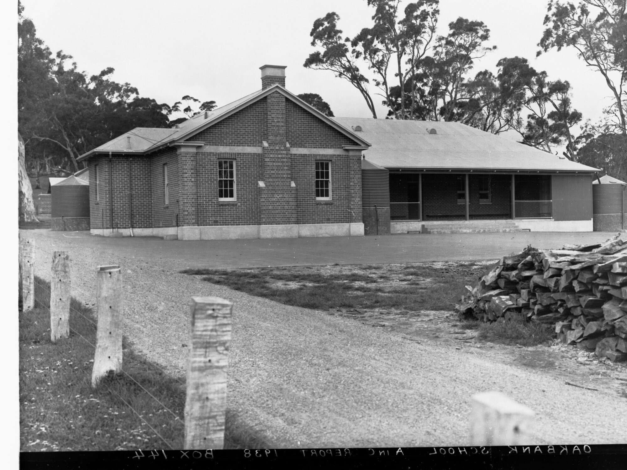 Oakbank School