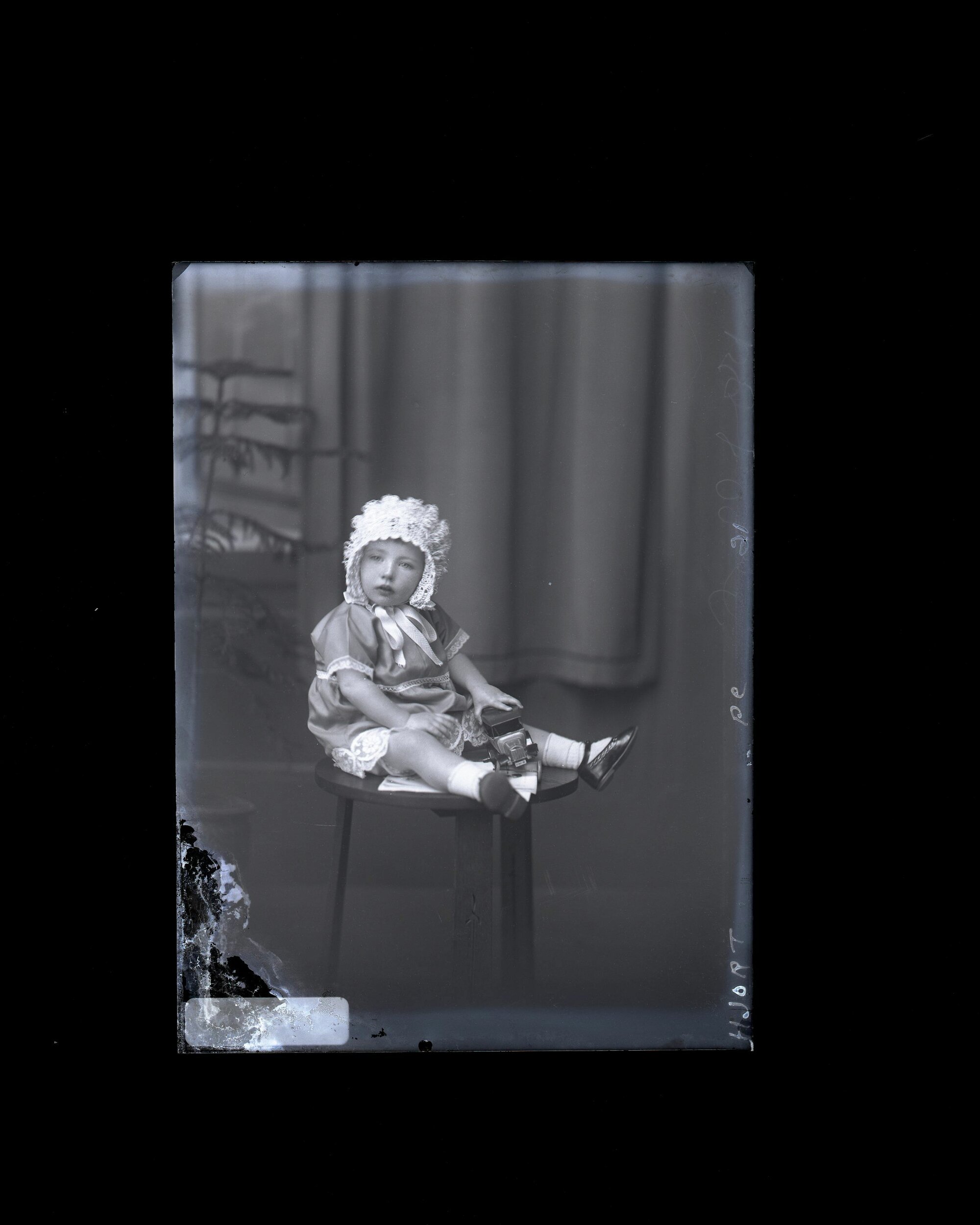 Girl - Hjort