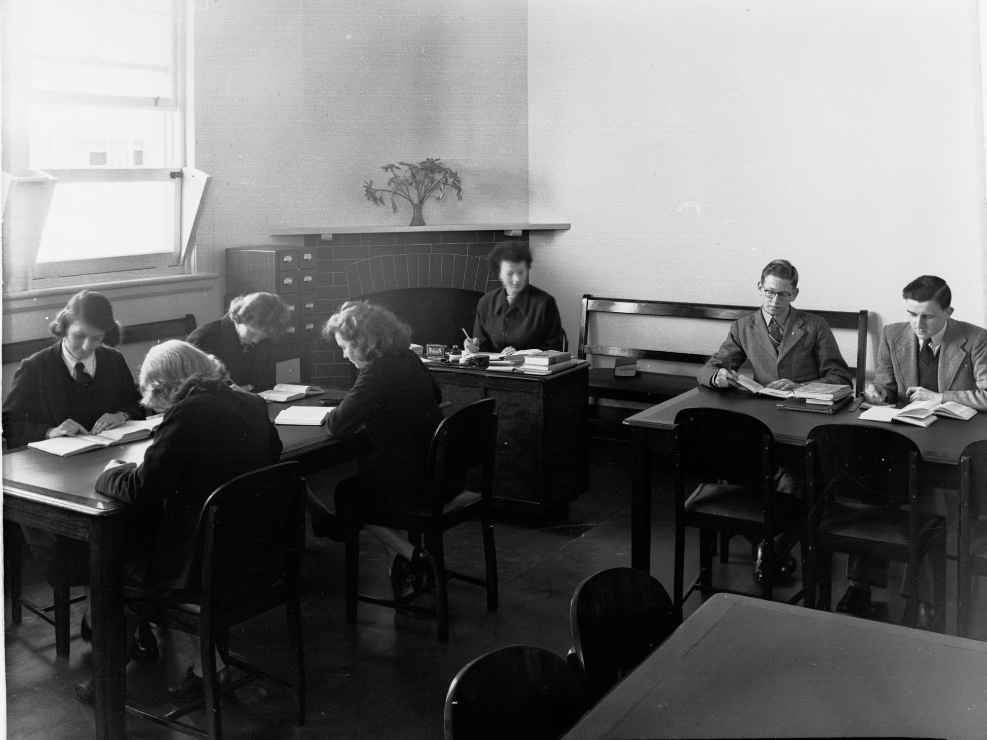 Unley High School Showing Students in Classroom