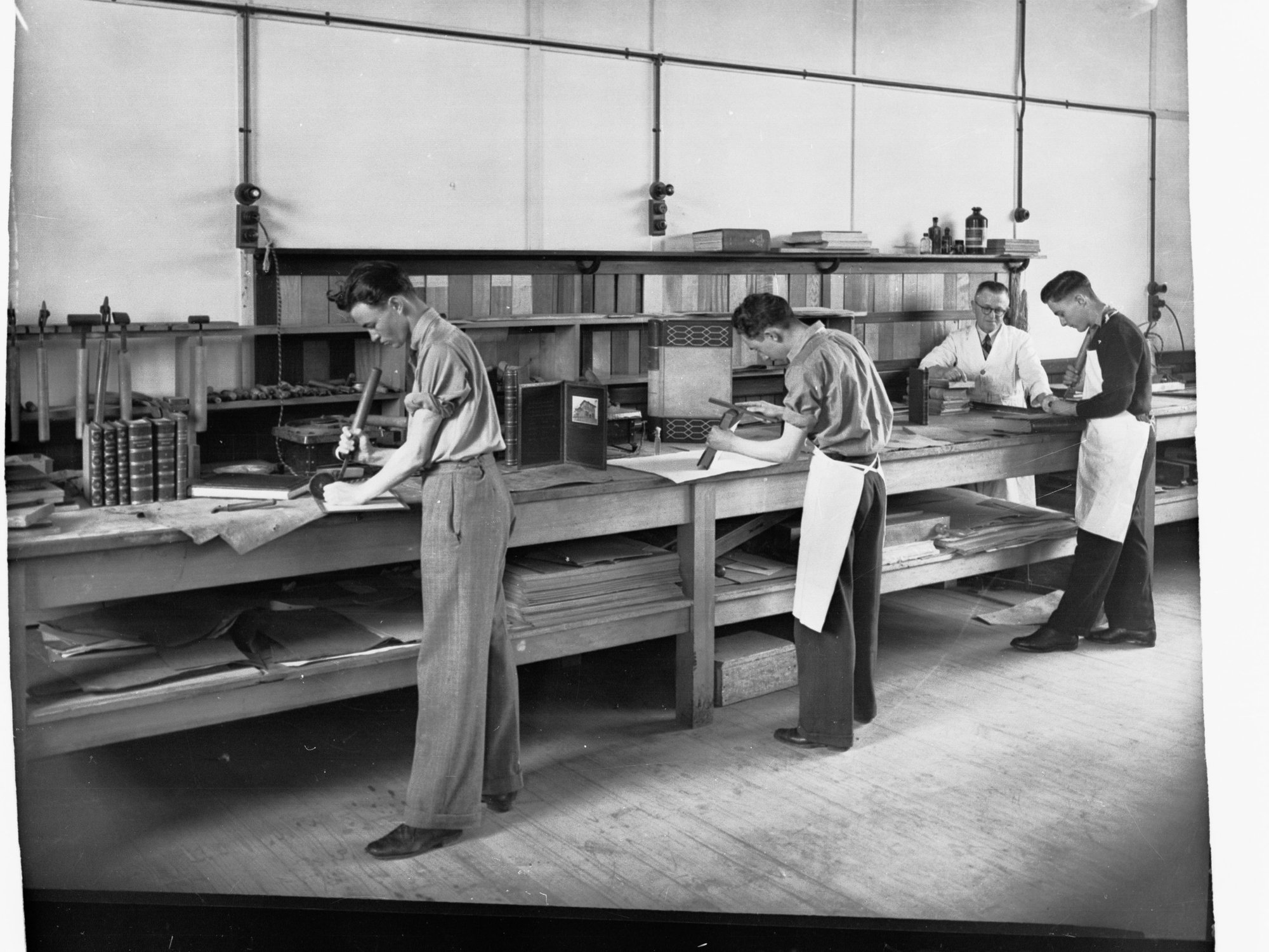 Book Binders Class Printers Trade School