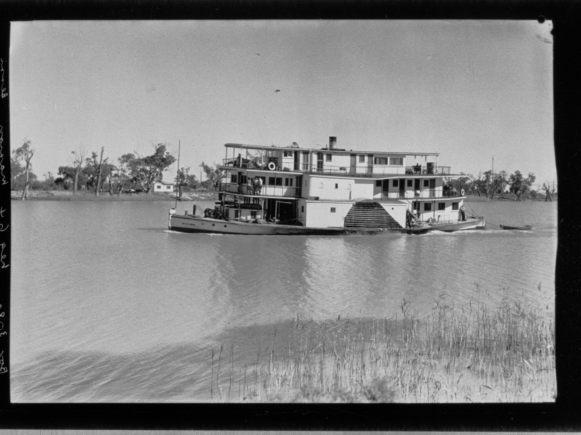 Riverboat 'Marion' at Berri - River Murray